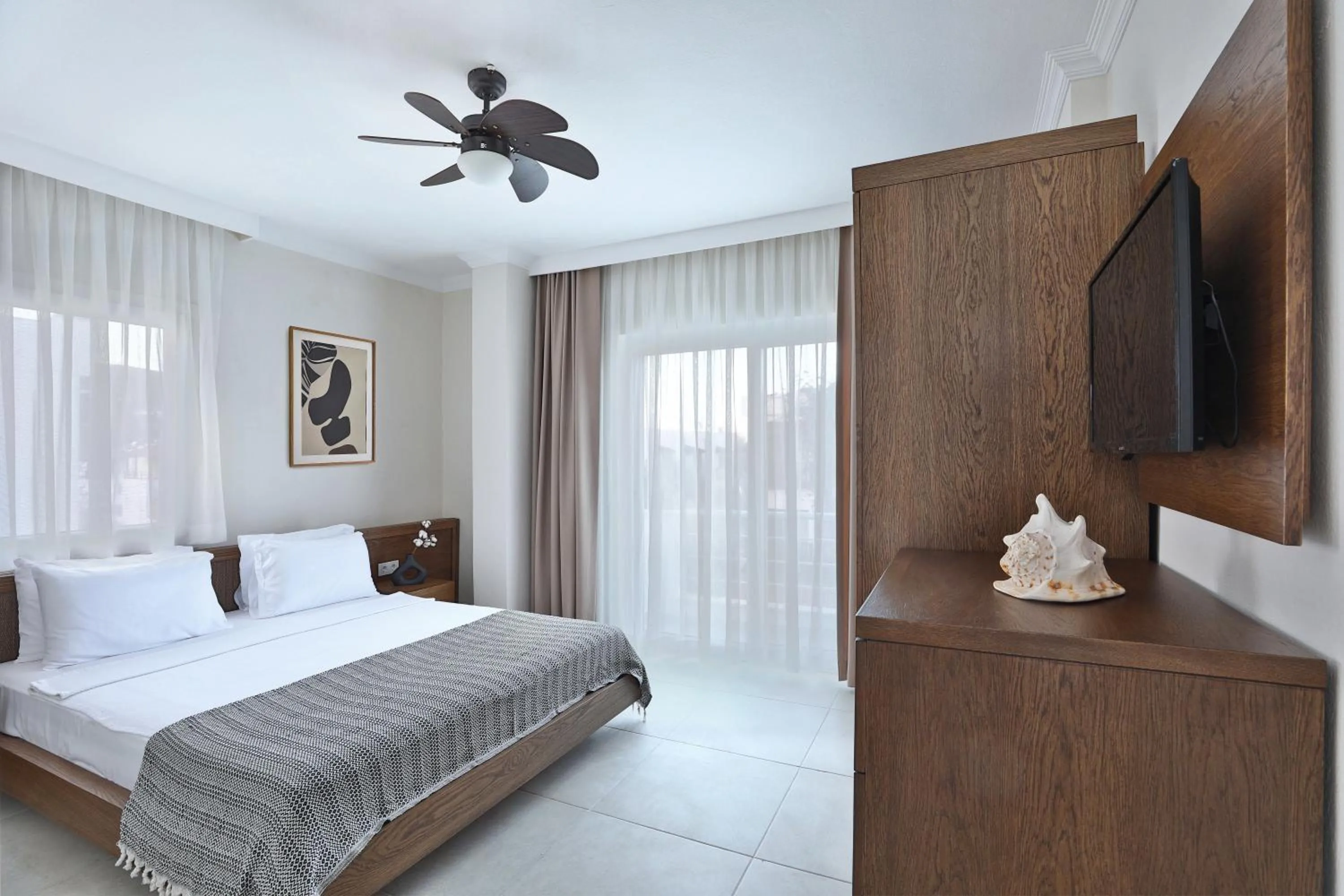 Bed in Lavinya Otel
