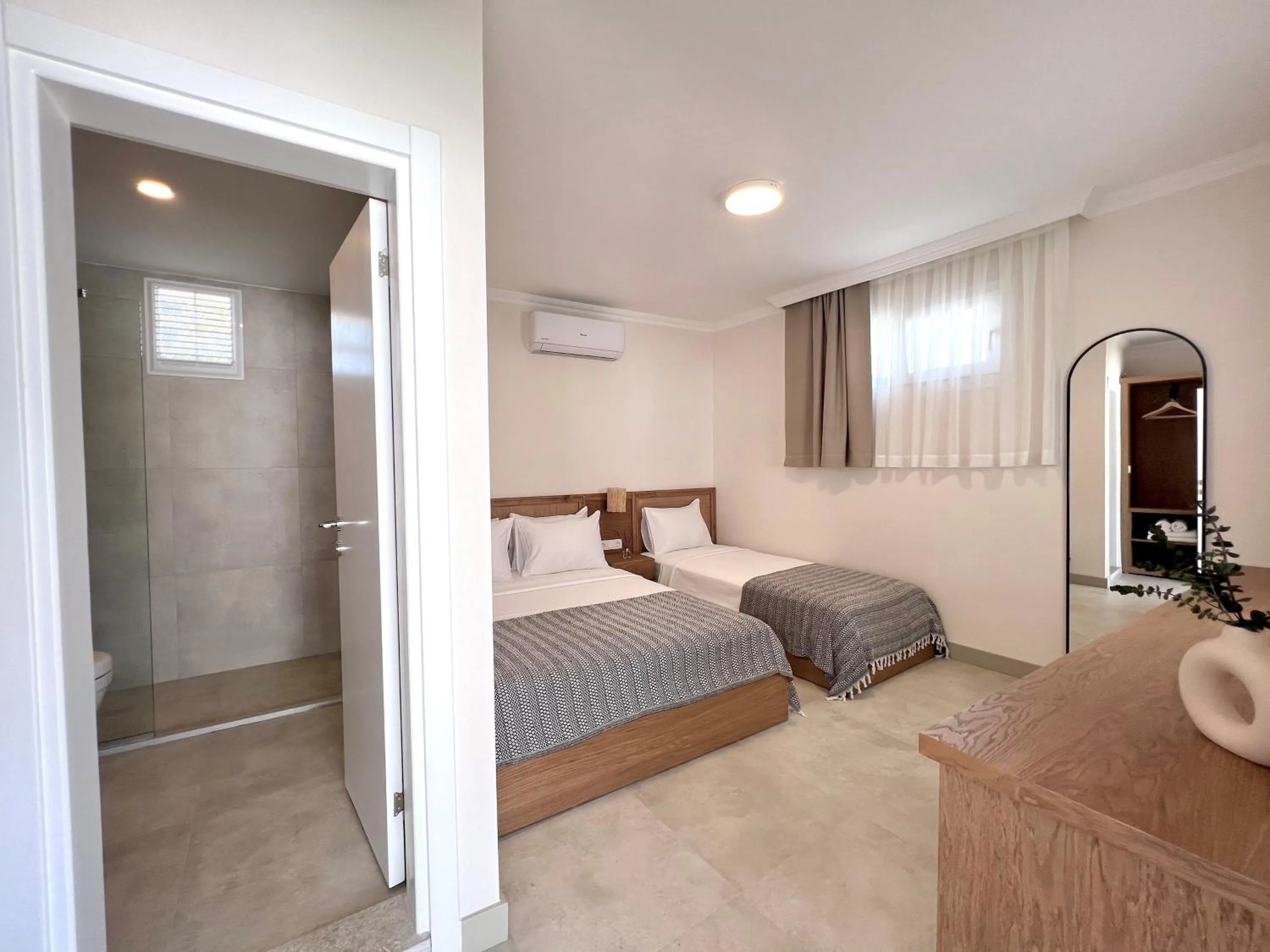 Bed in Lavinya Otel