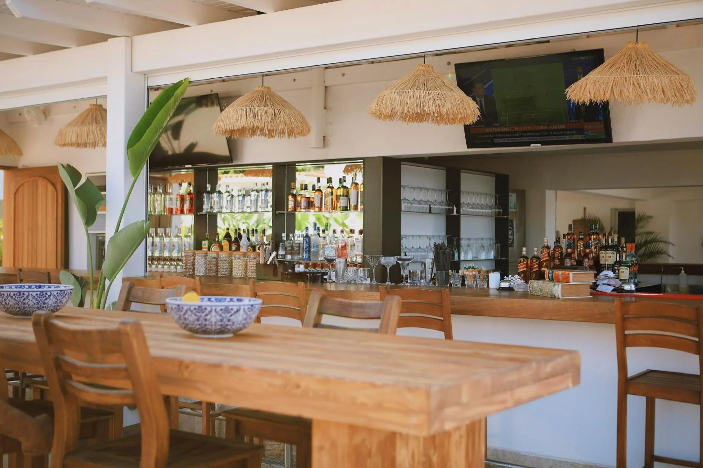 Restaurant/places to eat in Lavinya Otel