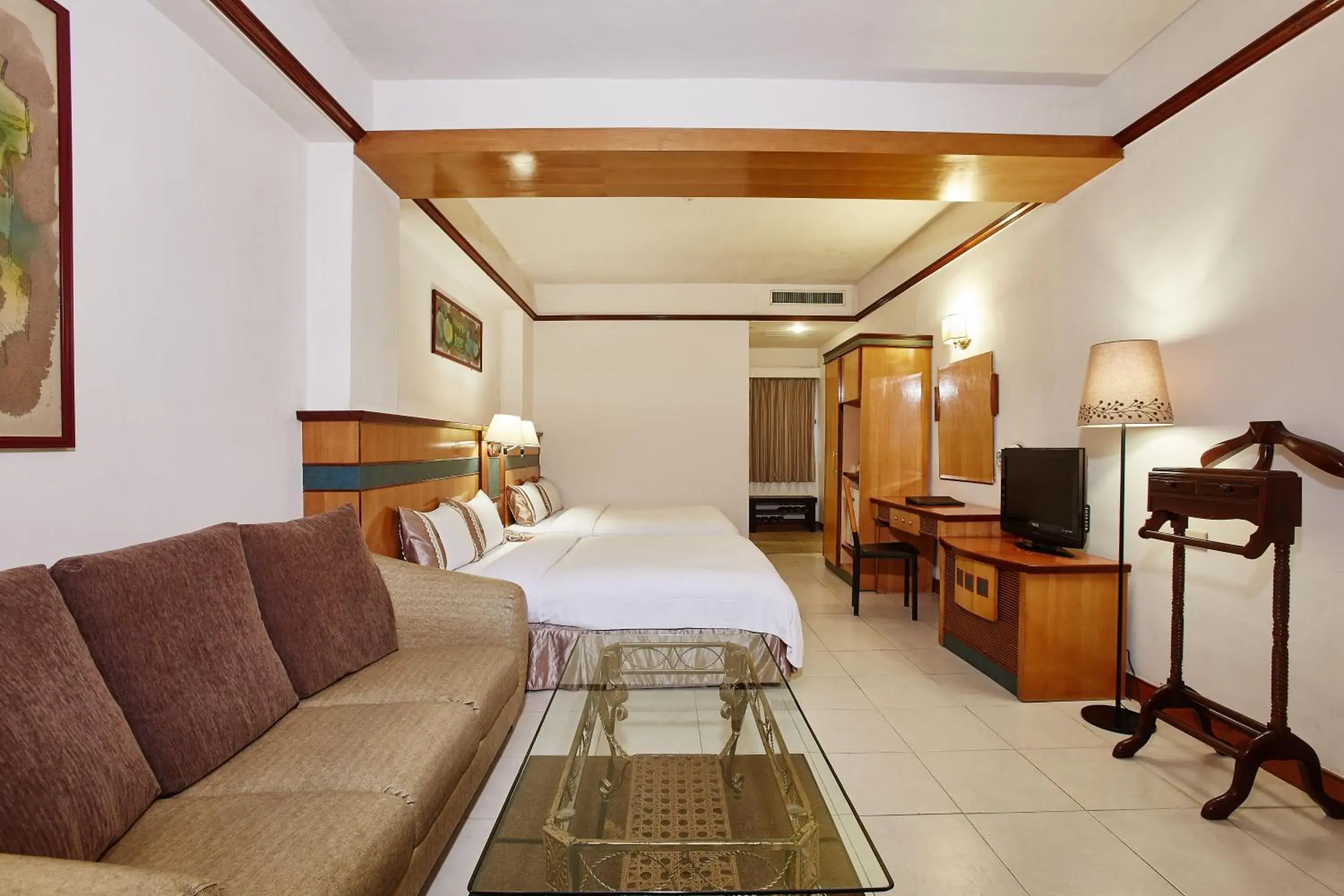 Bed in Rainbow Resort Hotel Bed in Rainbow Resort Hotel