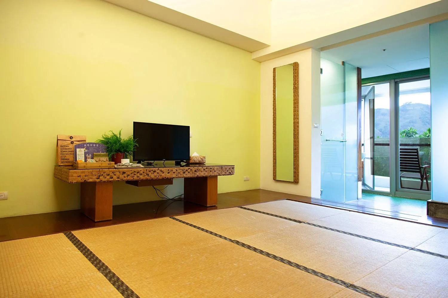 Bed in Luminous Hot Spring Resort & SPA