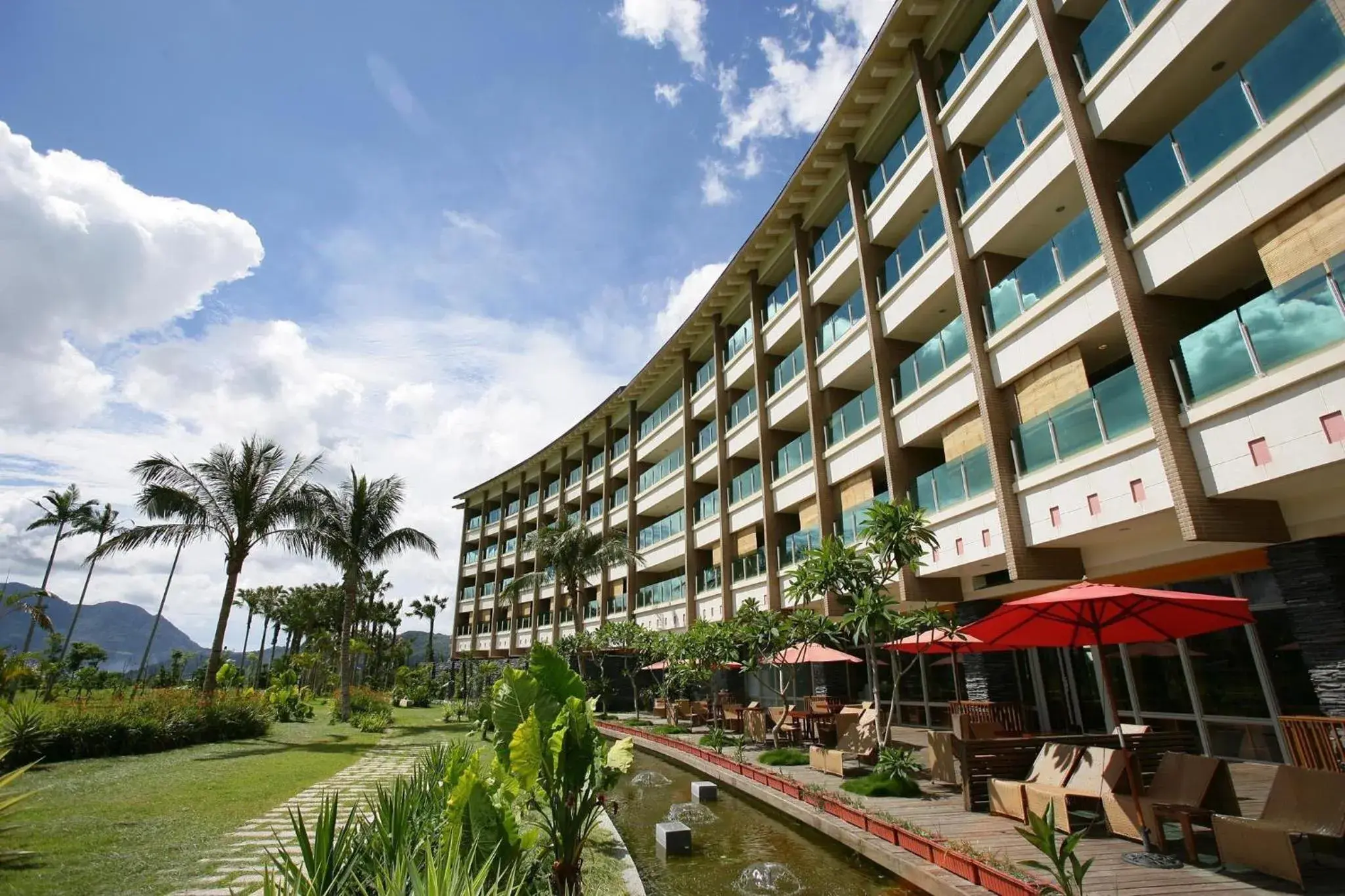 Facade/entrance in Luminous Hot Spring Resort & SPA Facade/entrance in Luminous Hot Spring Resort & SPA