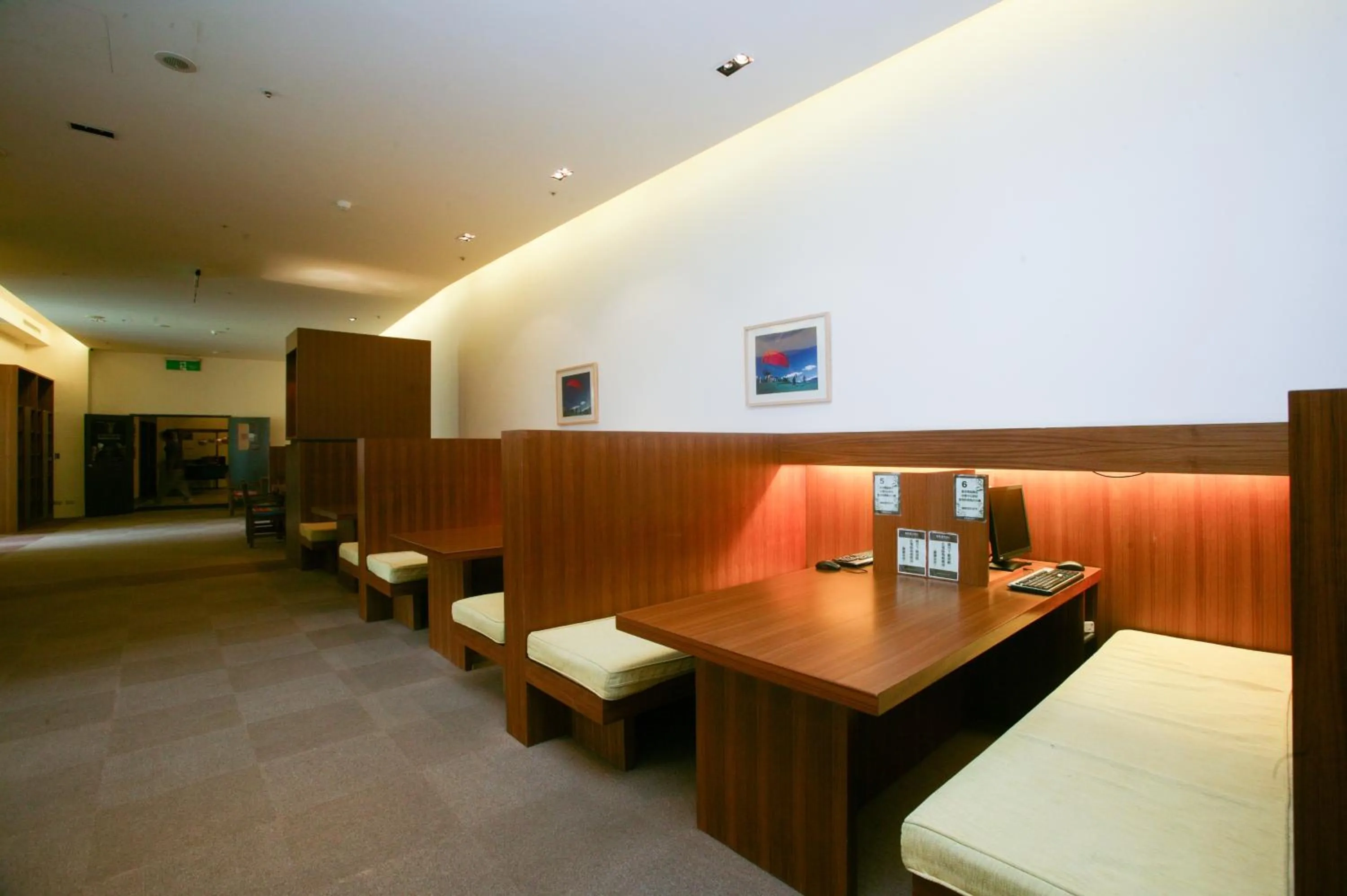 Business facilities in Luminous Hot Spring Resort & SPA