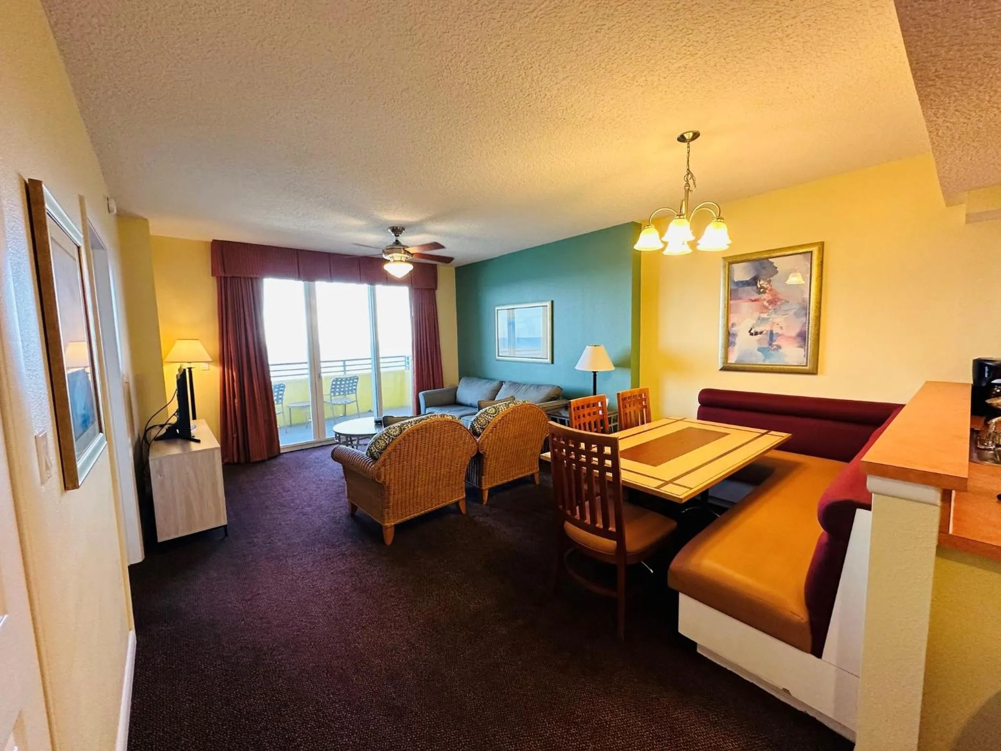 Living room, Bed in Ocean Walk Resort