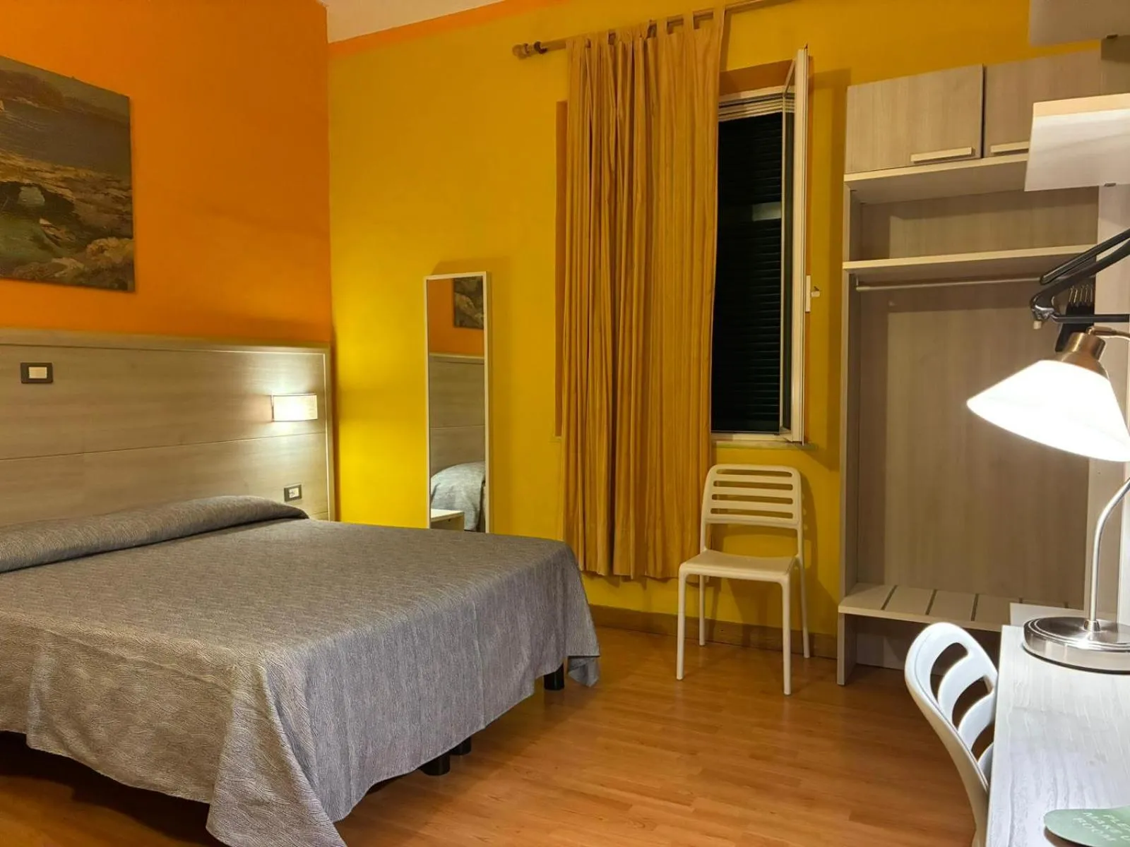 Bed in Hotel Annunziata