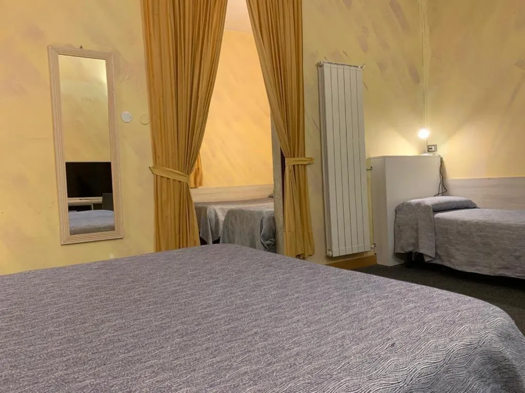 Bed in Hotel Annunziata