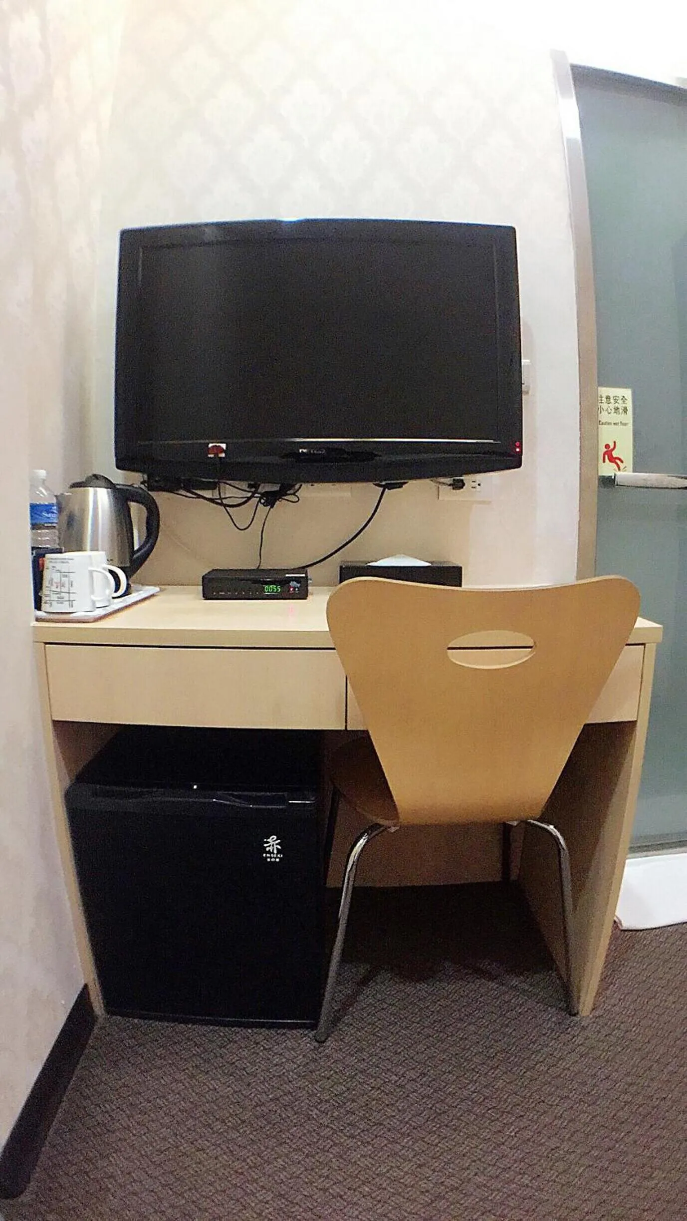 Seating area in Royal Hotel