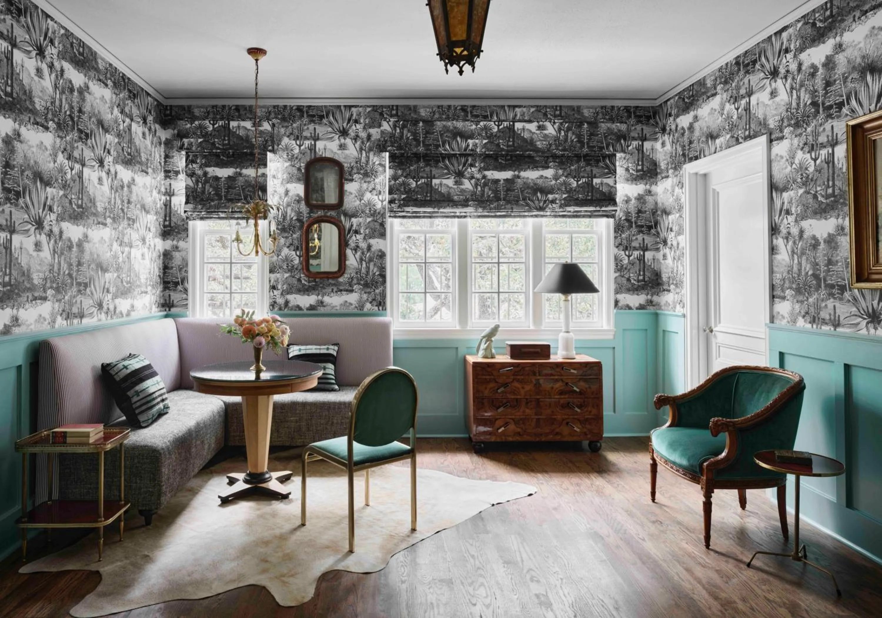 Living room in Commodore Perry Estate, Auberge Collection