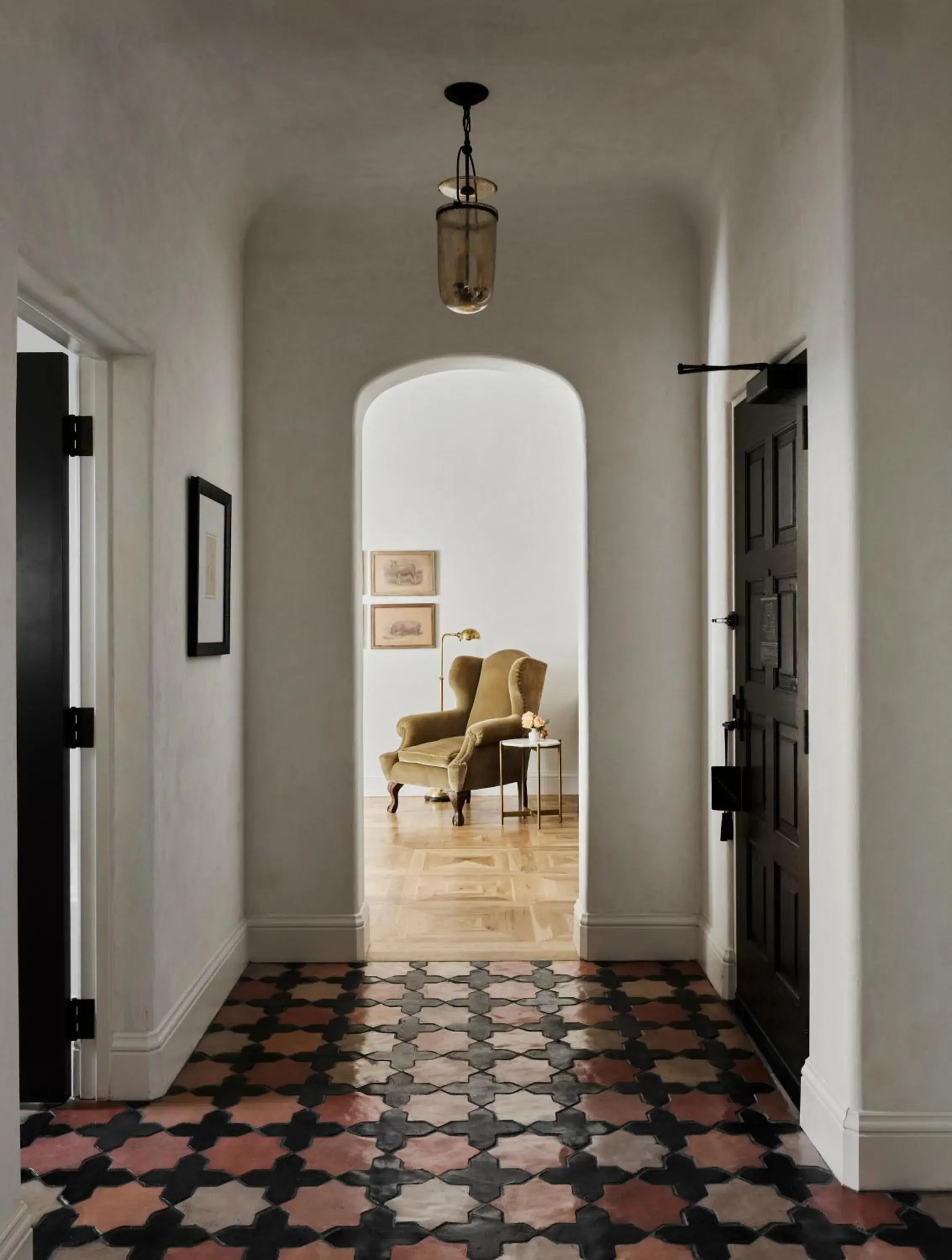 Living room in Commodore Perry Estate, Auberge Collection Living room in Commodore Perry Estate, Auberge Collection