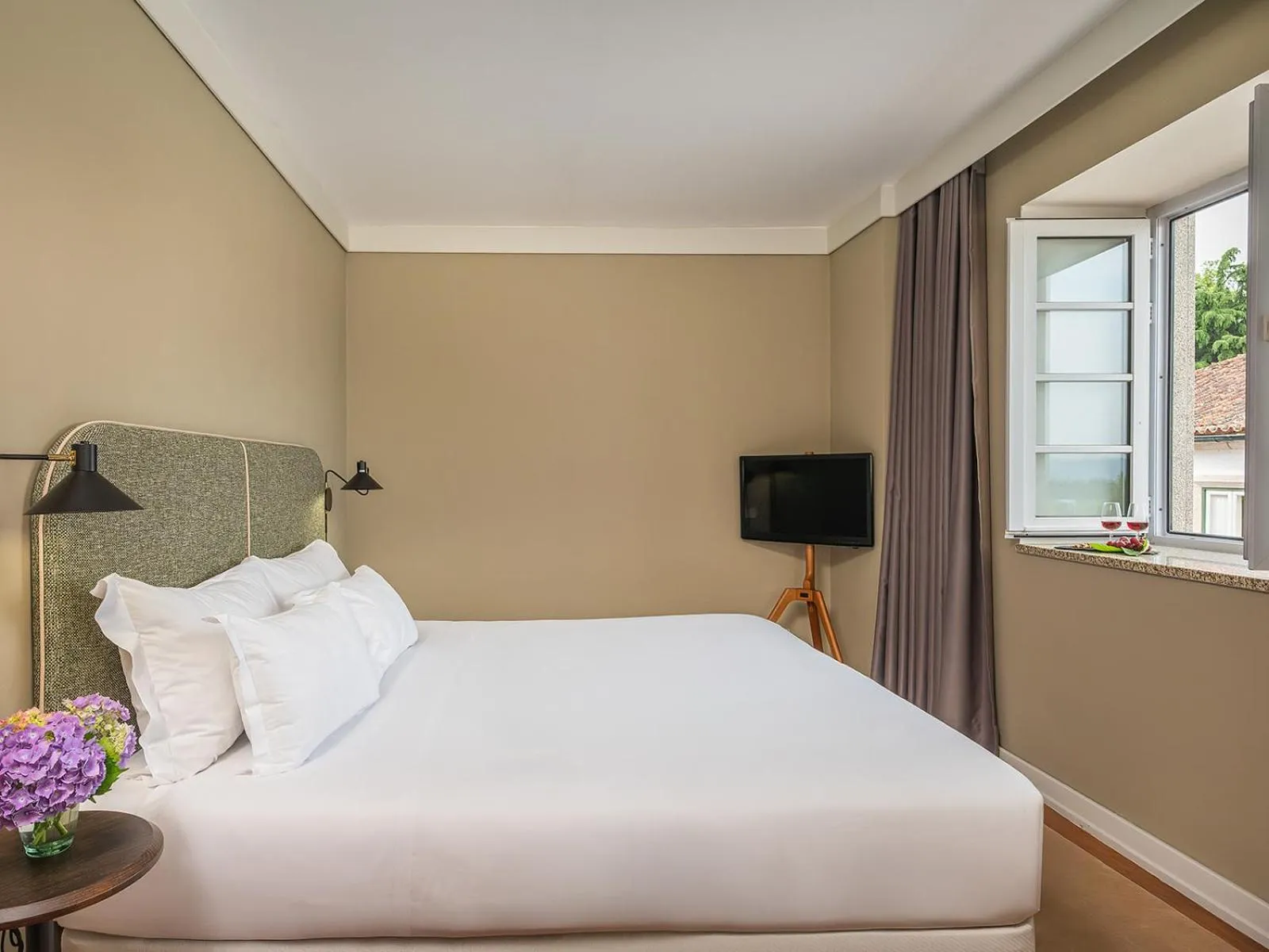 Bed in Forrester Essence Douro Hotel - by Unlock Hotels