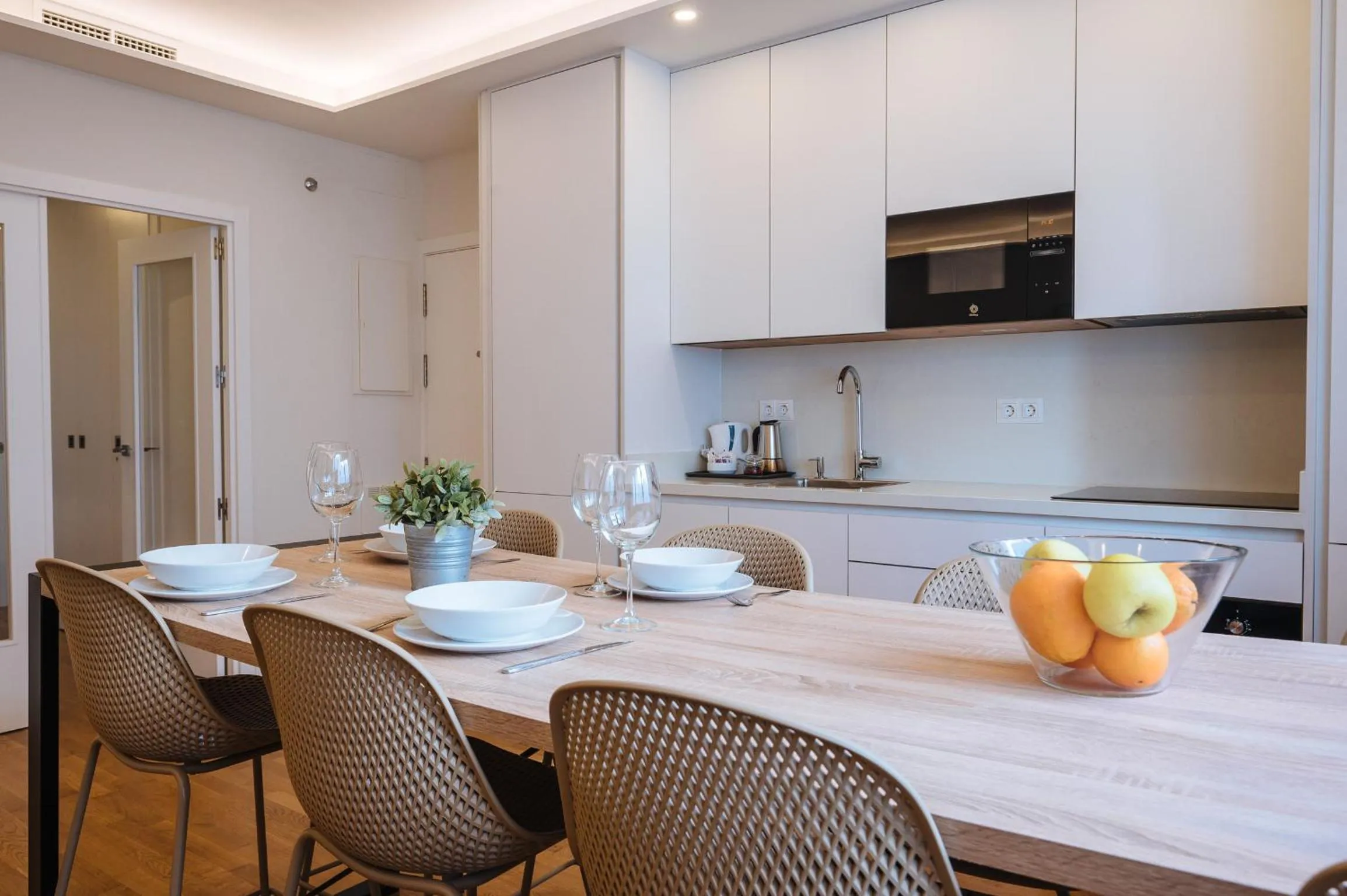 Kitchen or kitchenette in The Zentral Suites & Apartments