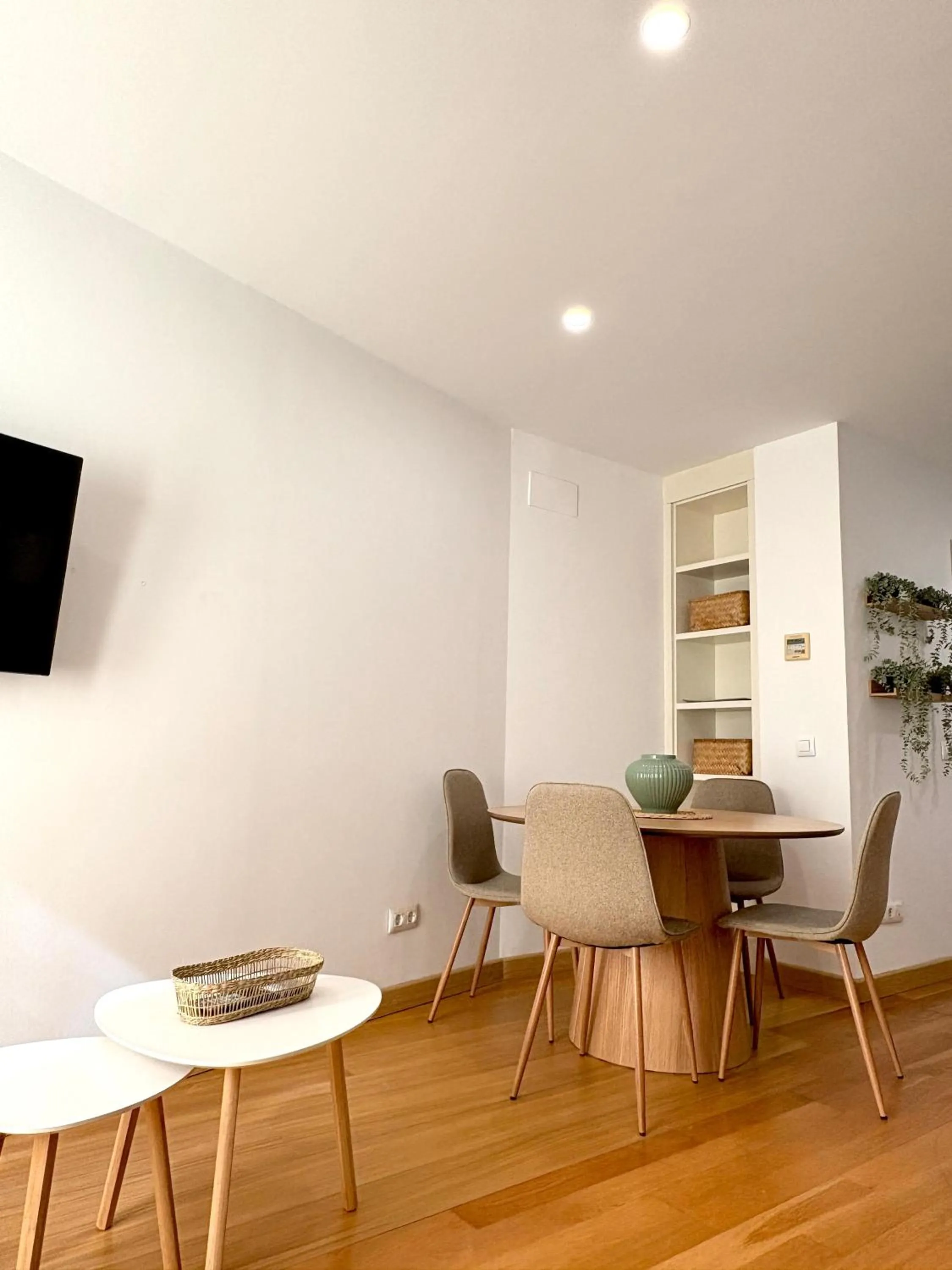 TV and multimedia in The Zentral Suites & Apartments