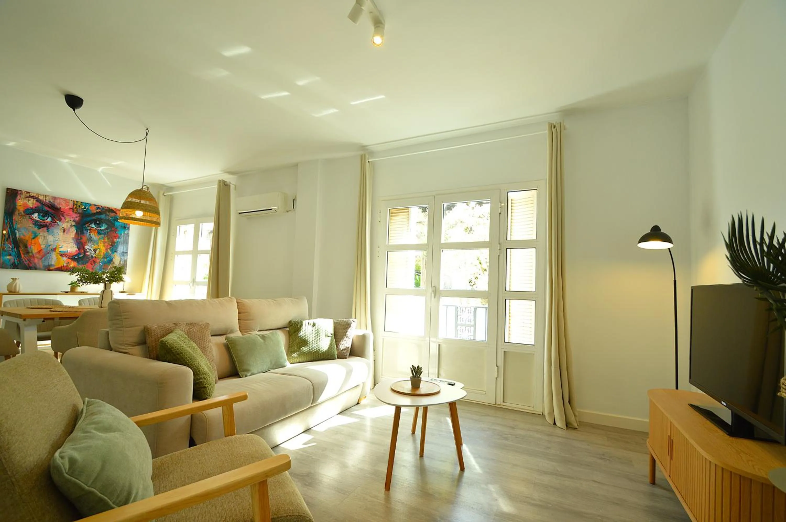 The Zentral Suites & Apartments