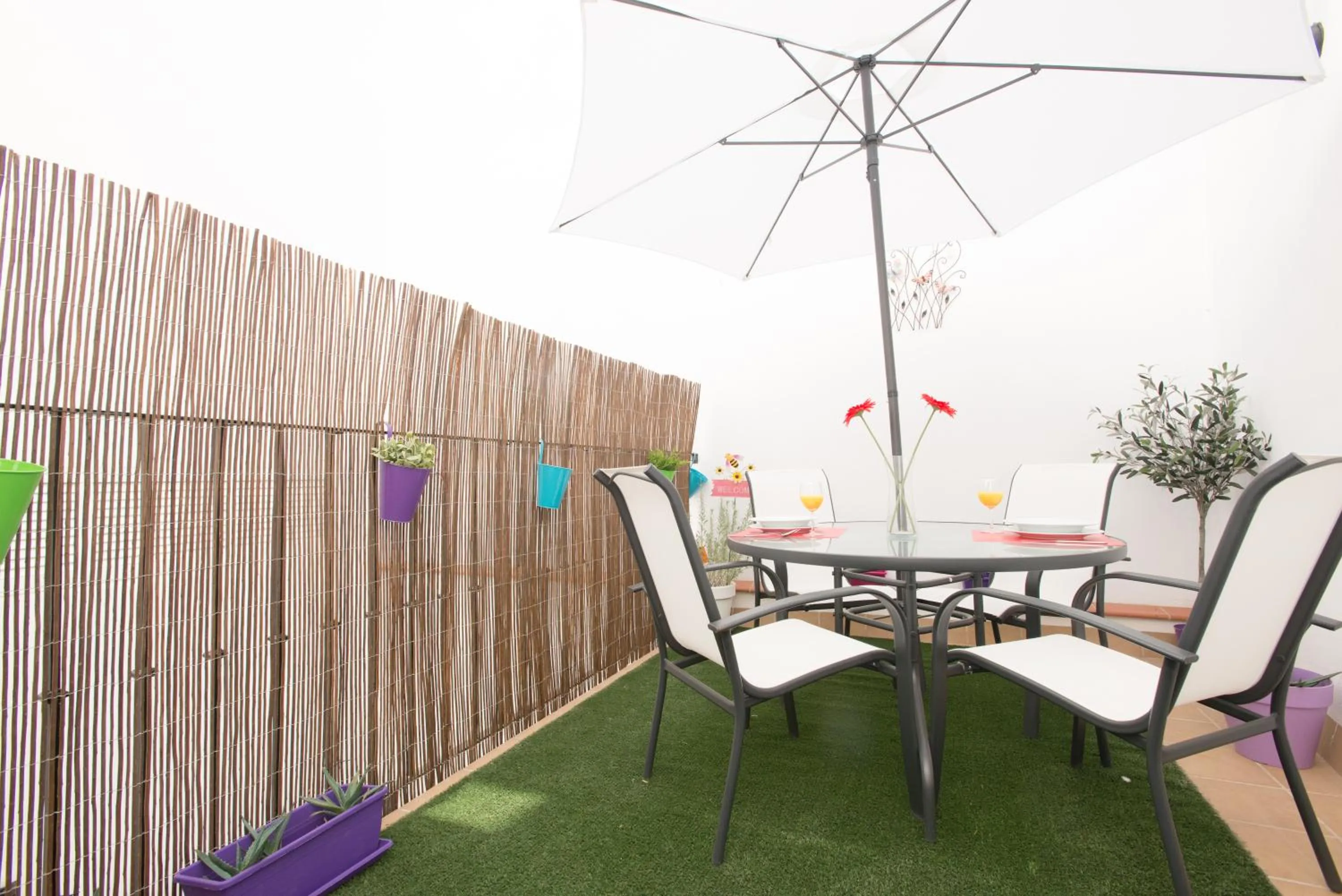 Balcony/Terrace in The Zentral Suites & Apartments