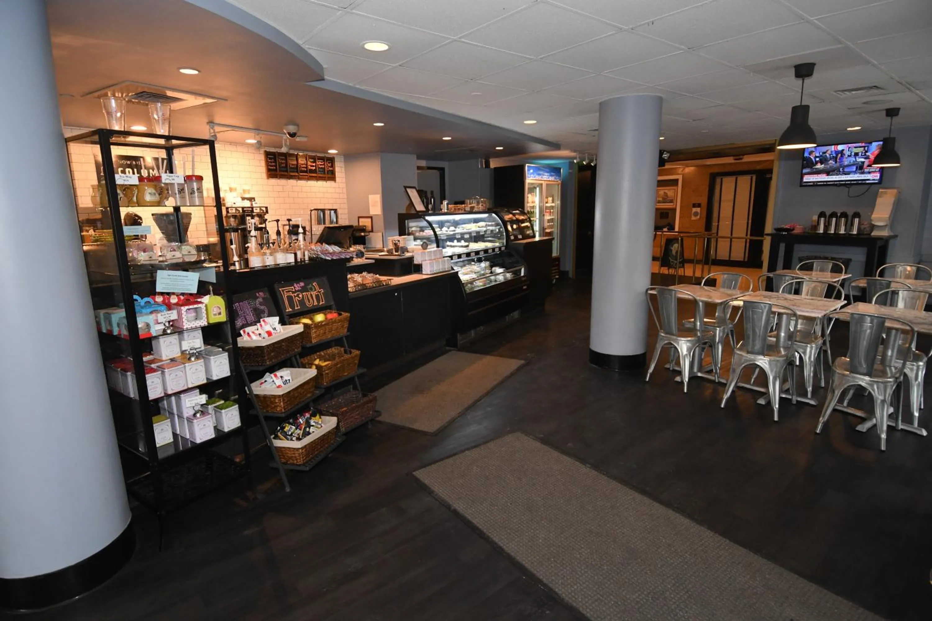 Breakfast in Lord Baltimore Hotel