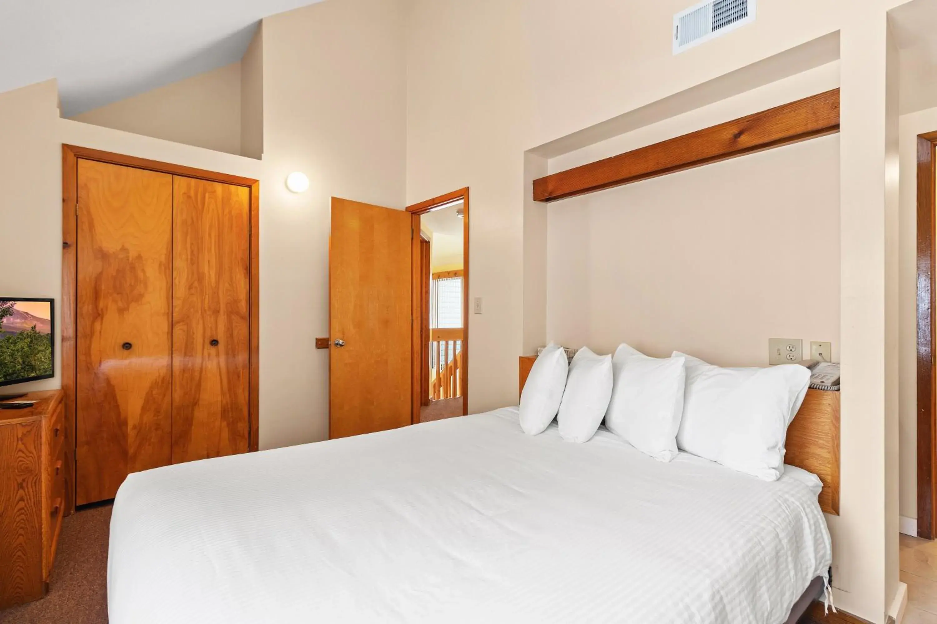 Other, Bed in Club Wyndham Shawnee Village Other, Bed in Club Wyndham Shawnee Village