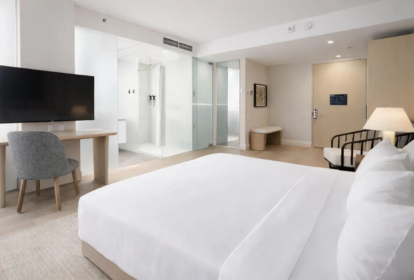 Bed in Nester Finn Entertainment District