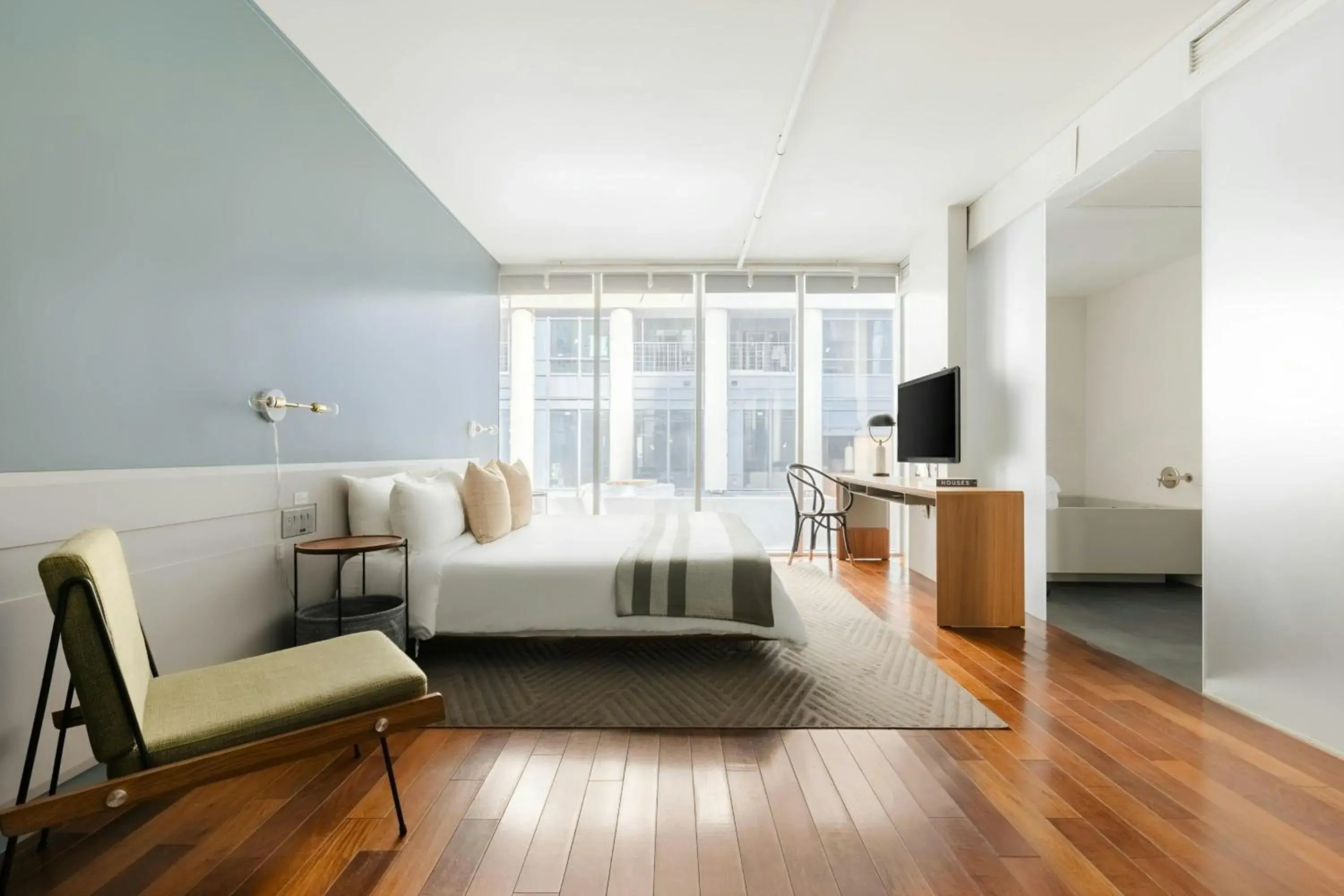 King Room in Nester Finn Entertainment District King Room in Nester Finn Entertainment District