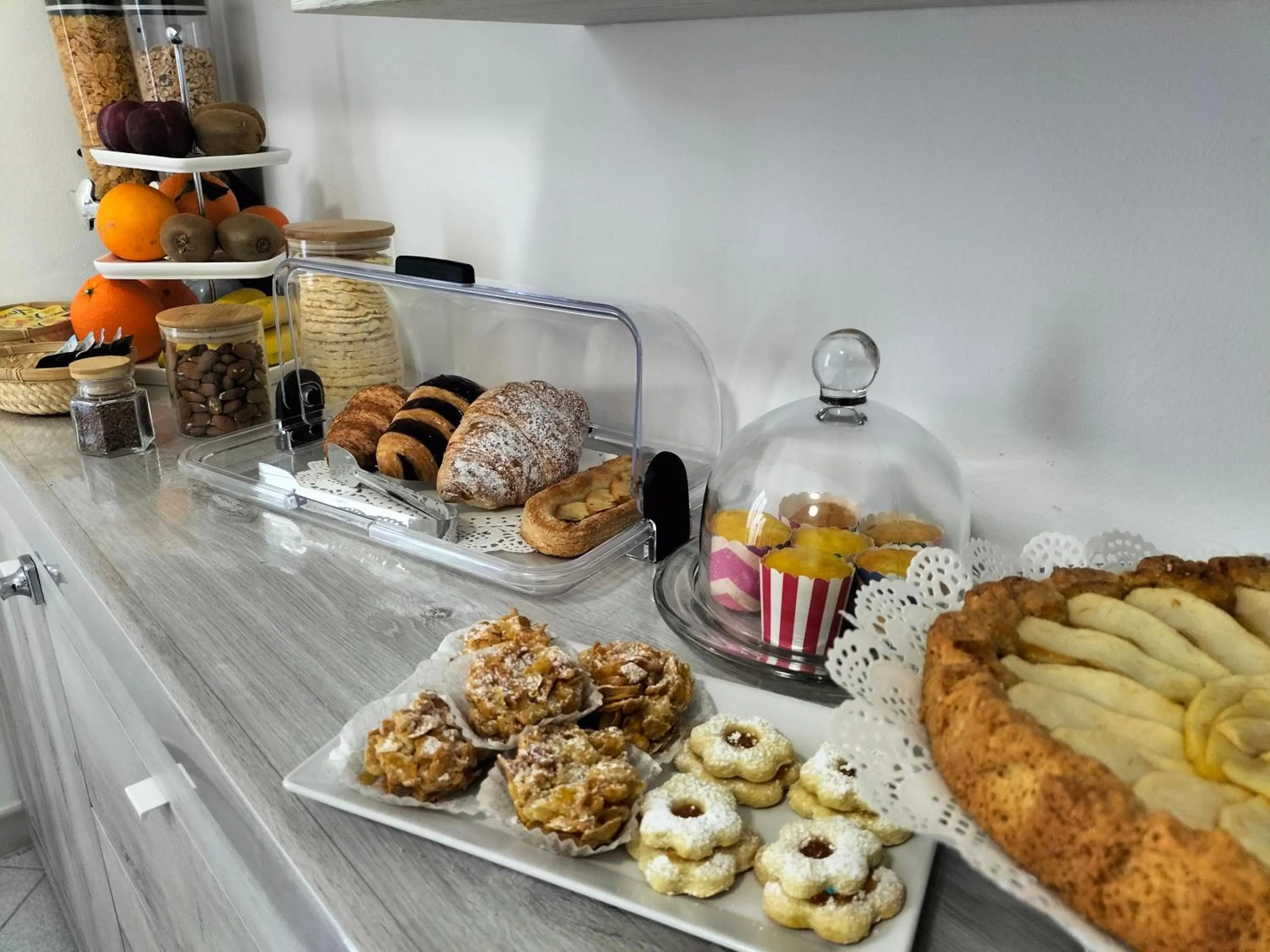 Food and drinks in Nùe Rooms