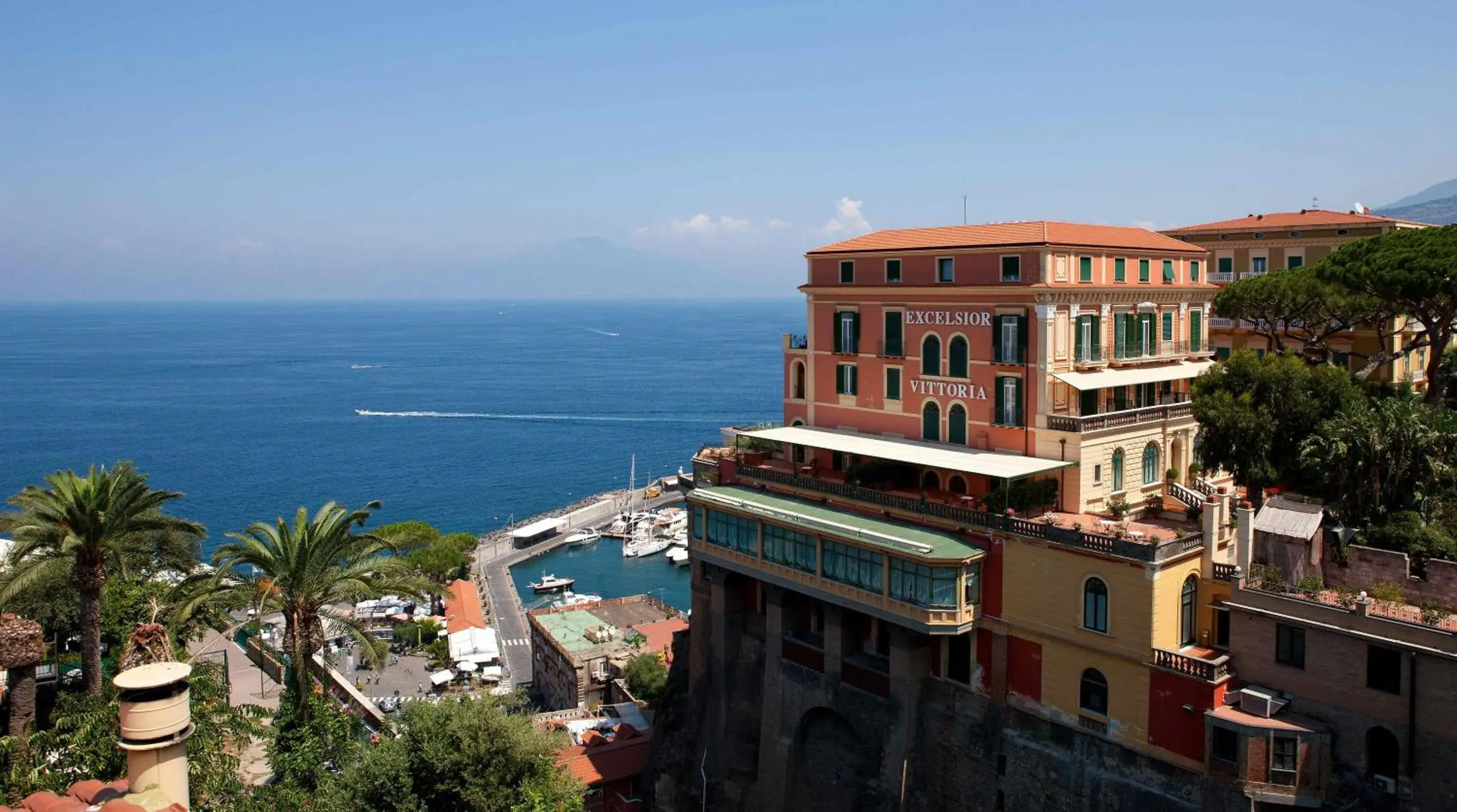 Double Room with Sea View and Balcony - Split Level in Al Centro Suites Double Room with Sea View and Balcony - Split Level in Al Centro Suites