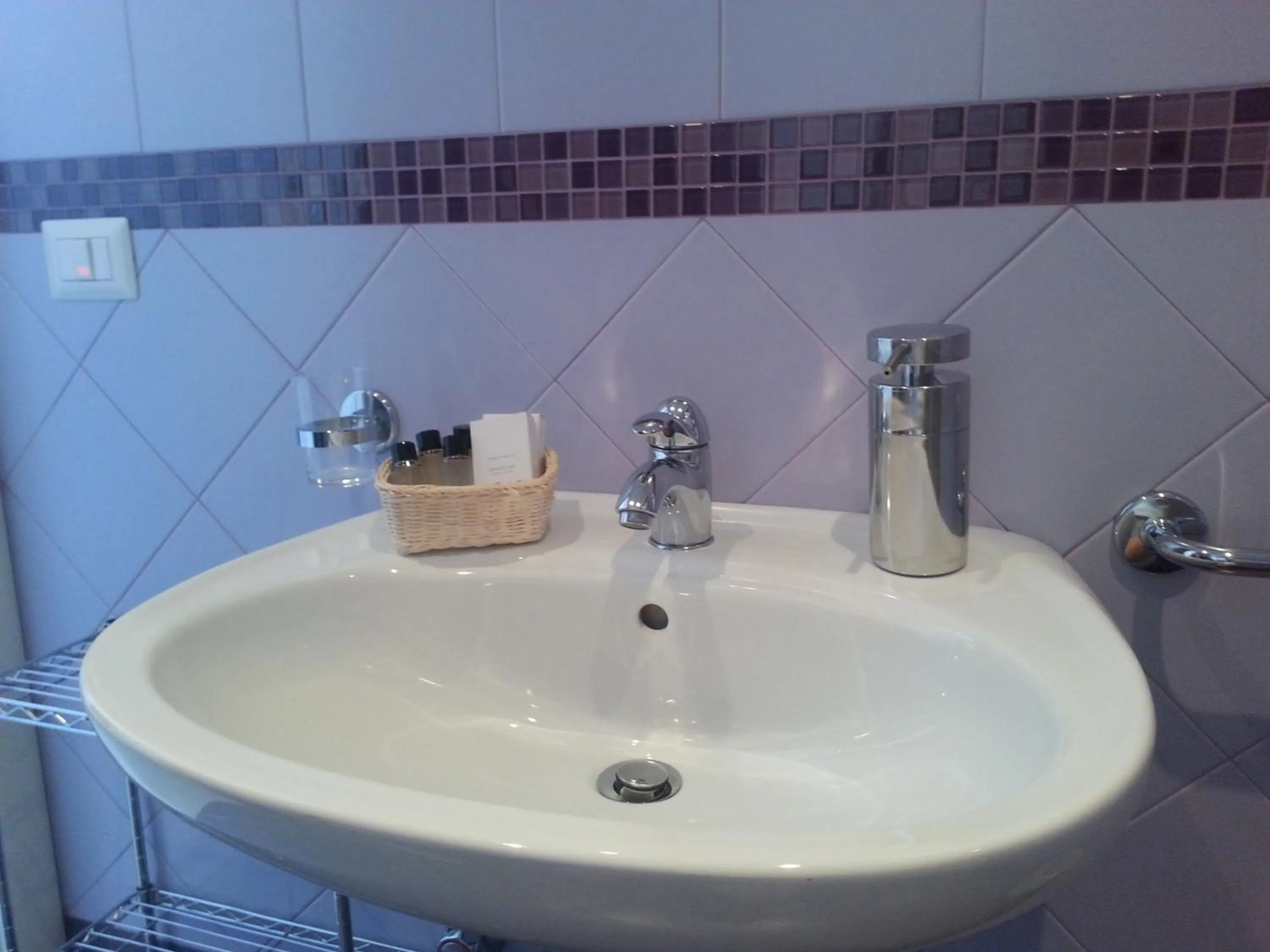 Bathroom in Al Centro Suites