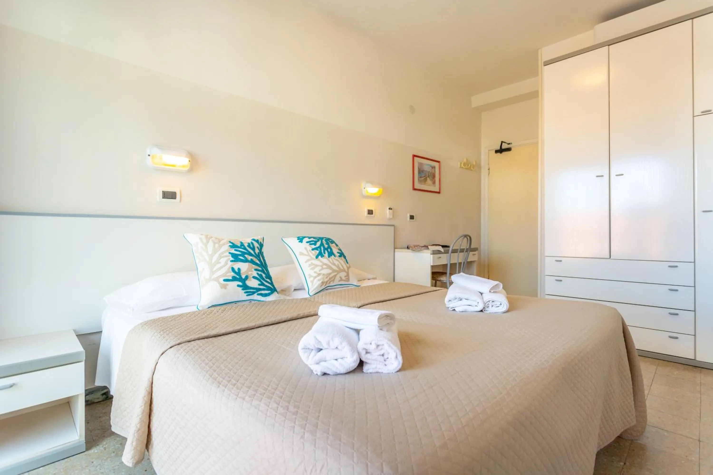 Bedroom, Bed in Hotel Selene - Vista Mare