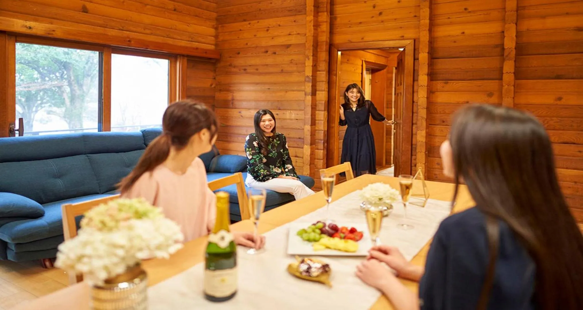 People in Resol no Mori