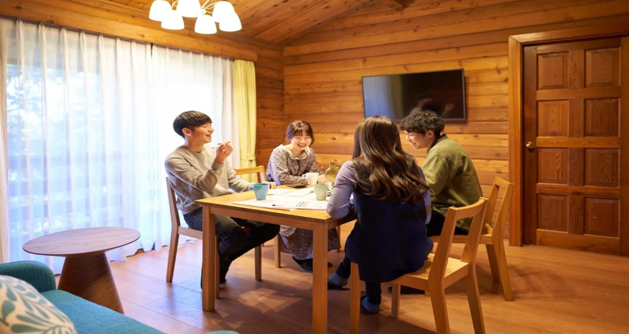 People in Resol no Mori