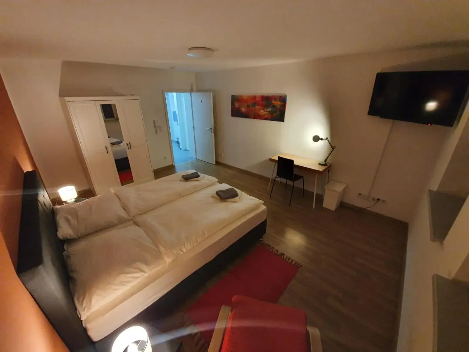 Double or Twin Room with Shared Bathroom in White Pearl Hostel 2 Double or Twin Room with Shared Bathroom in White Pearl Hostel 2