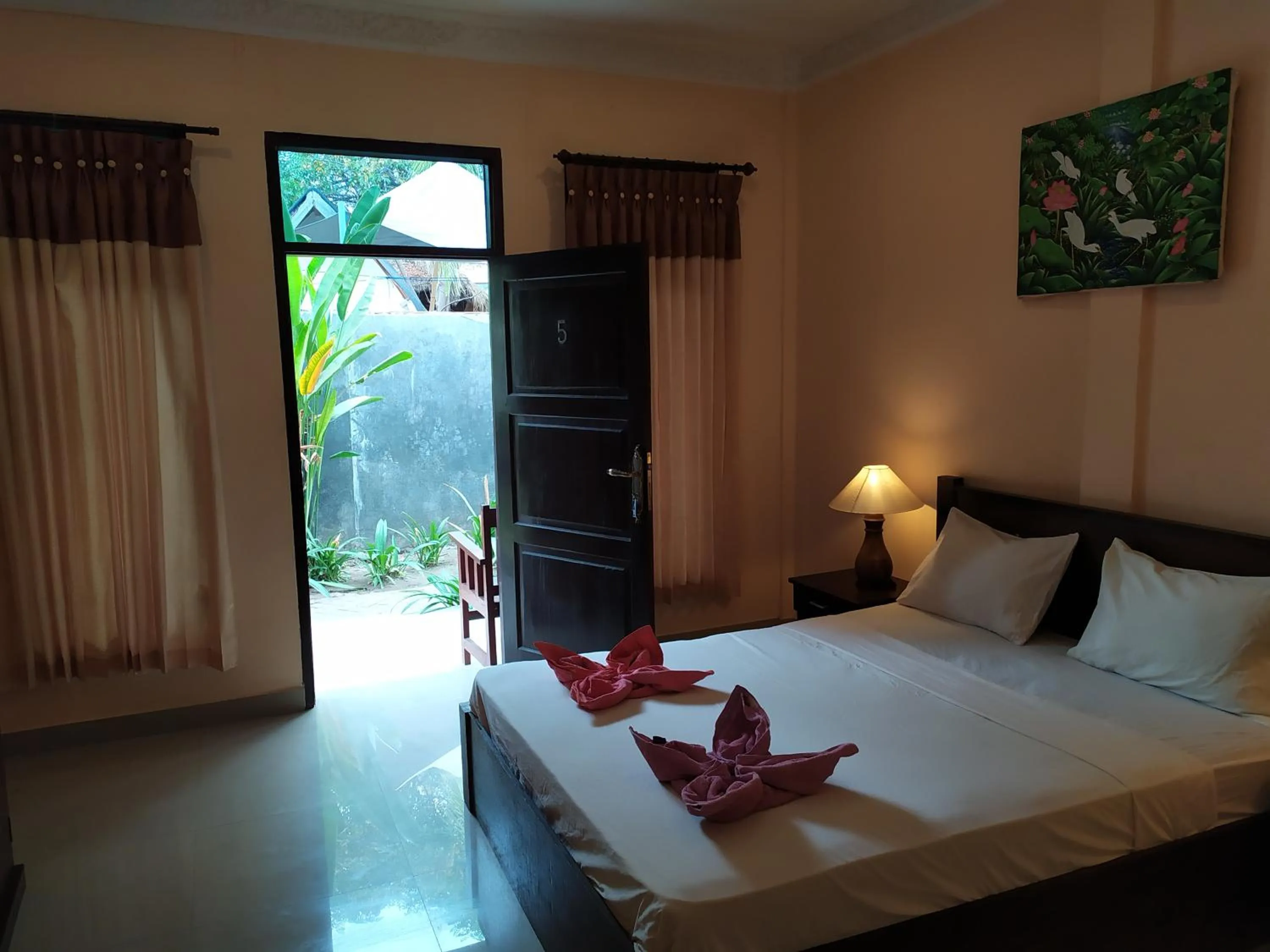 Bedroom, Bed in Kusuka Bungalow