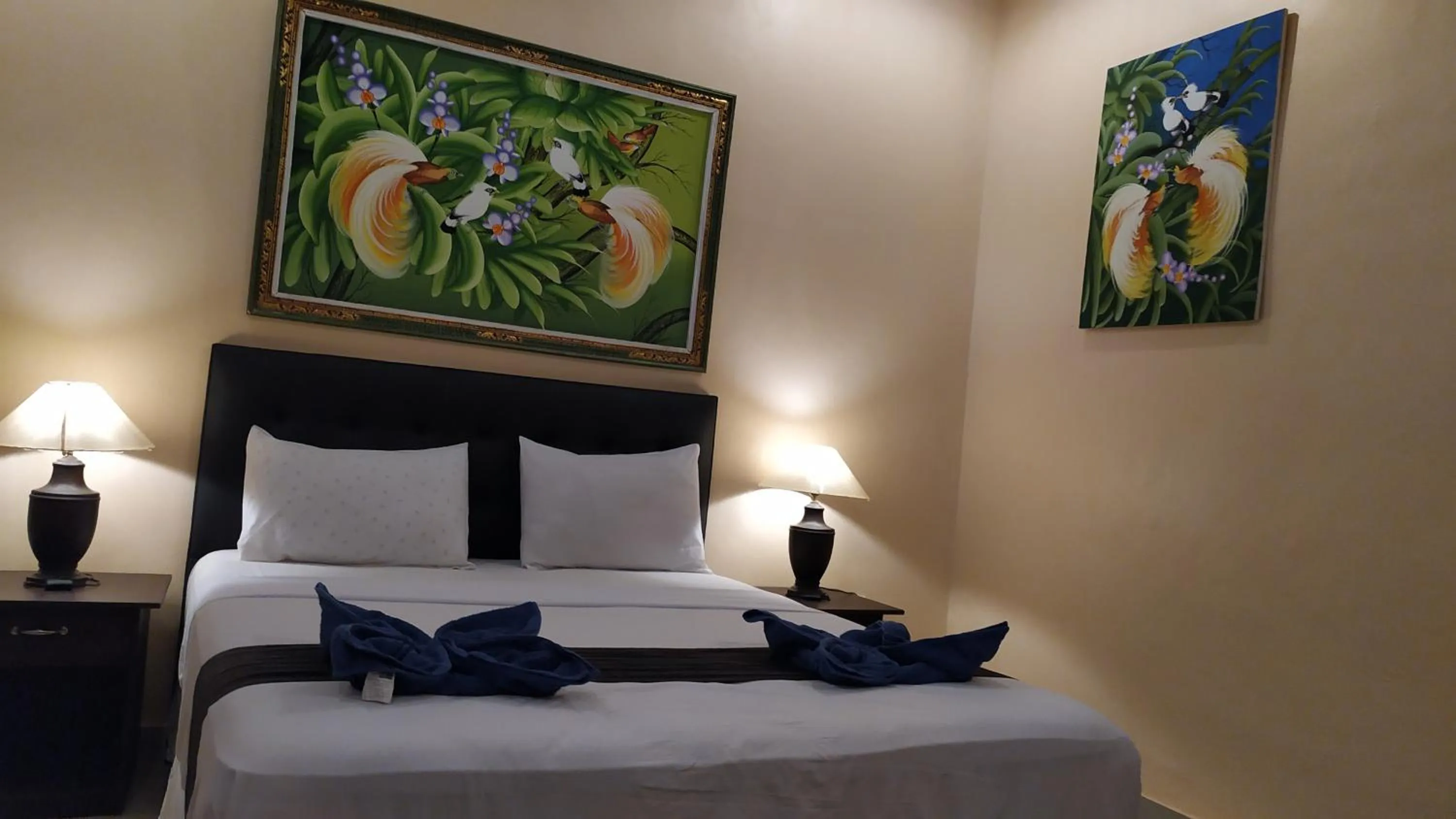 Bedroom, Bed in Kusuka Bungalow