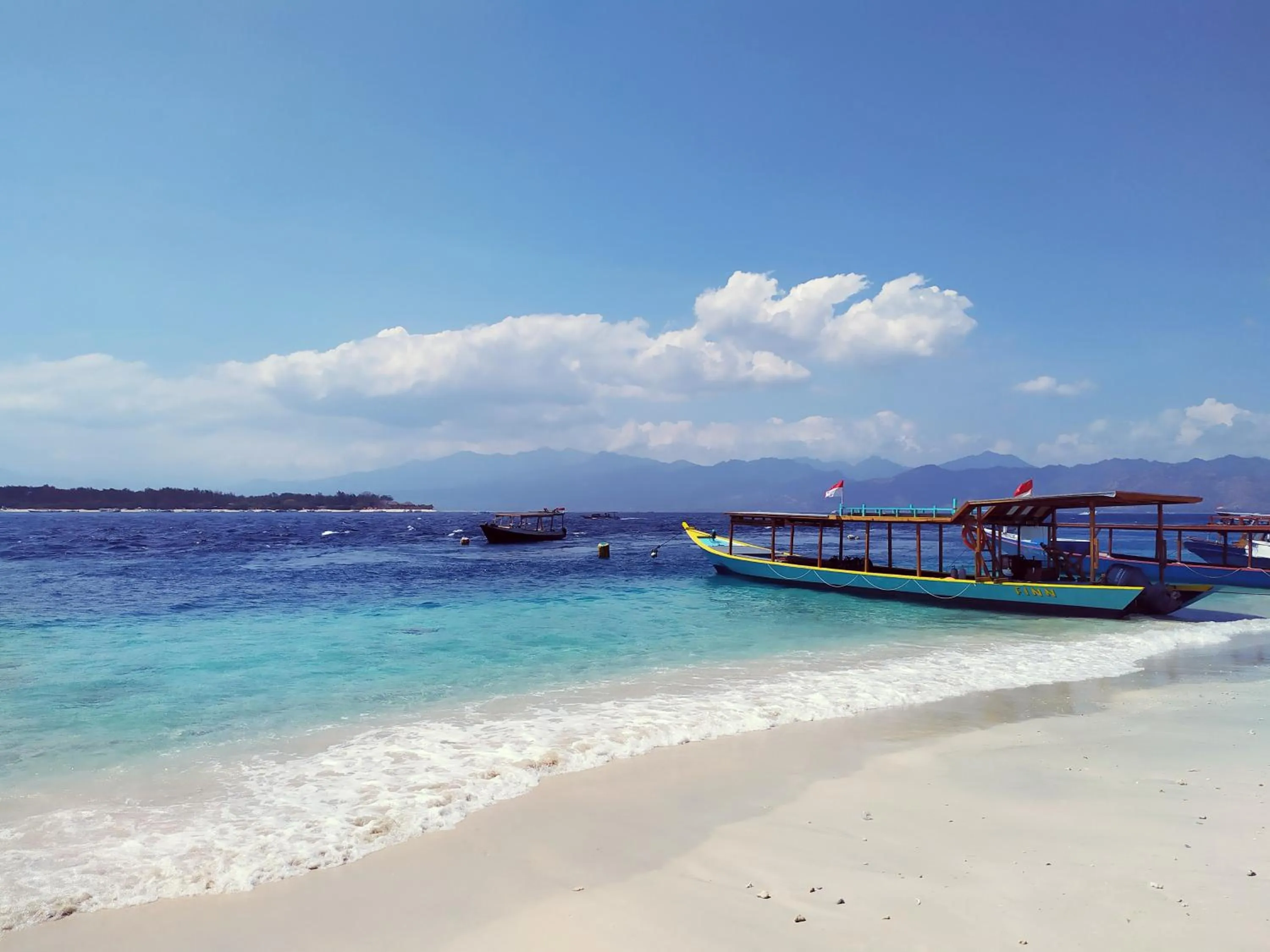 Beach in Kusuka Bungalow