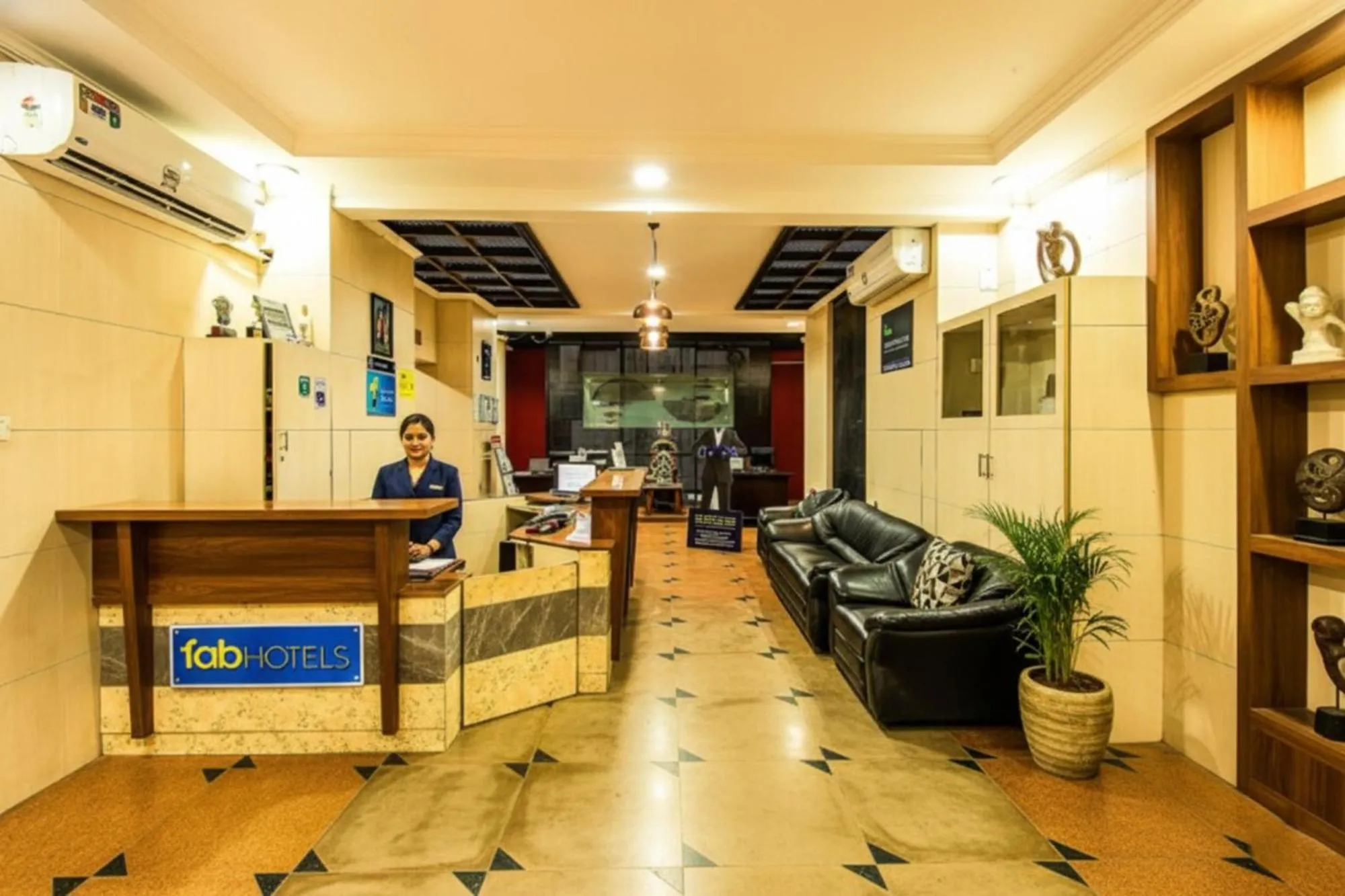 Lobby or reception in Fabhotel Blossoms Service Apartment - T Nagar