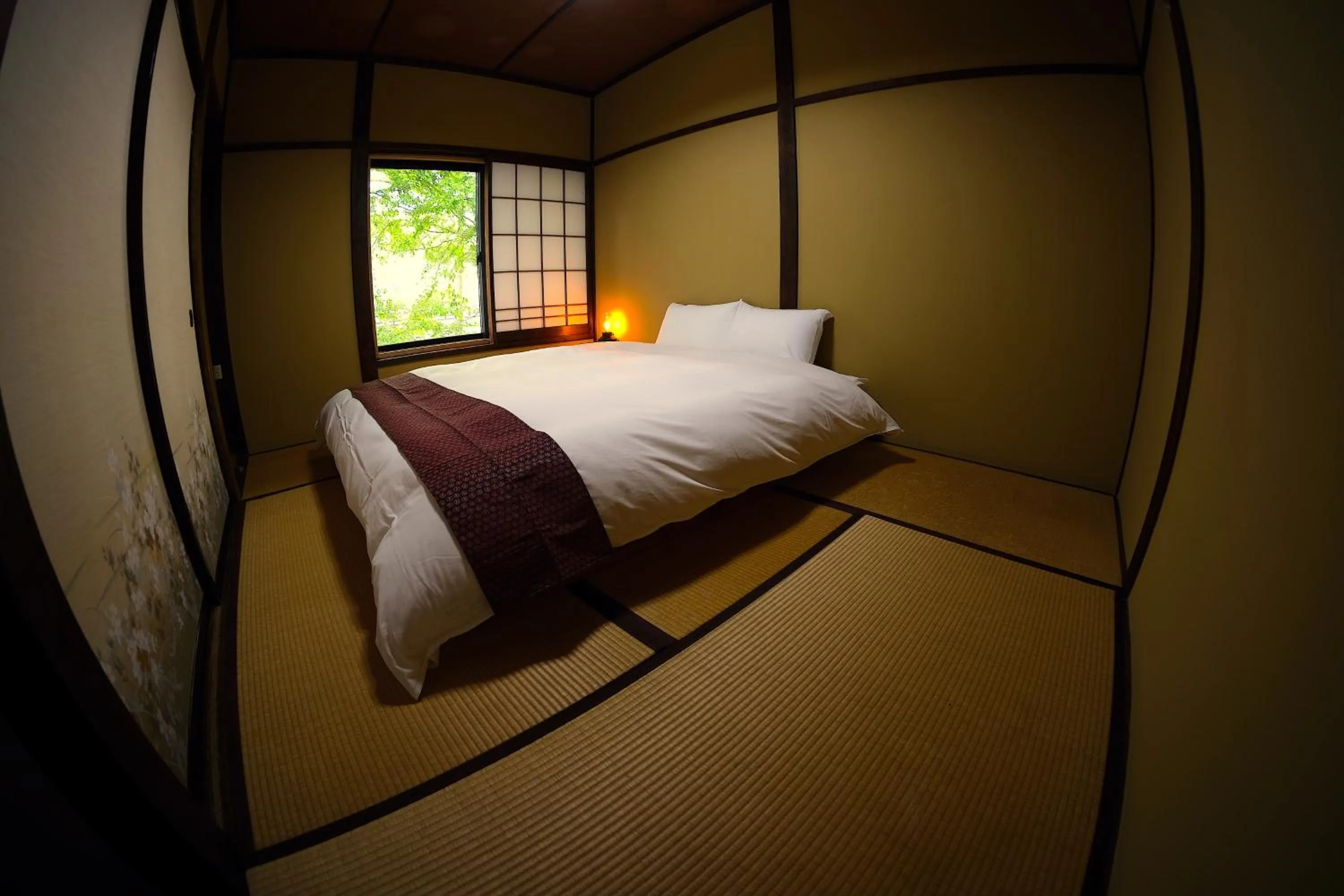 Bed in HA-MON Slope Side Hotel and Private Chalet