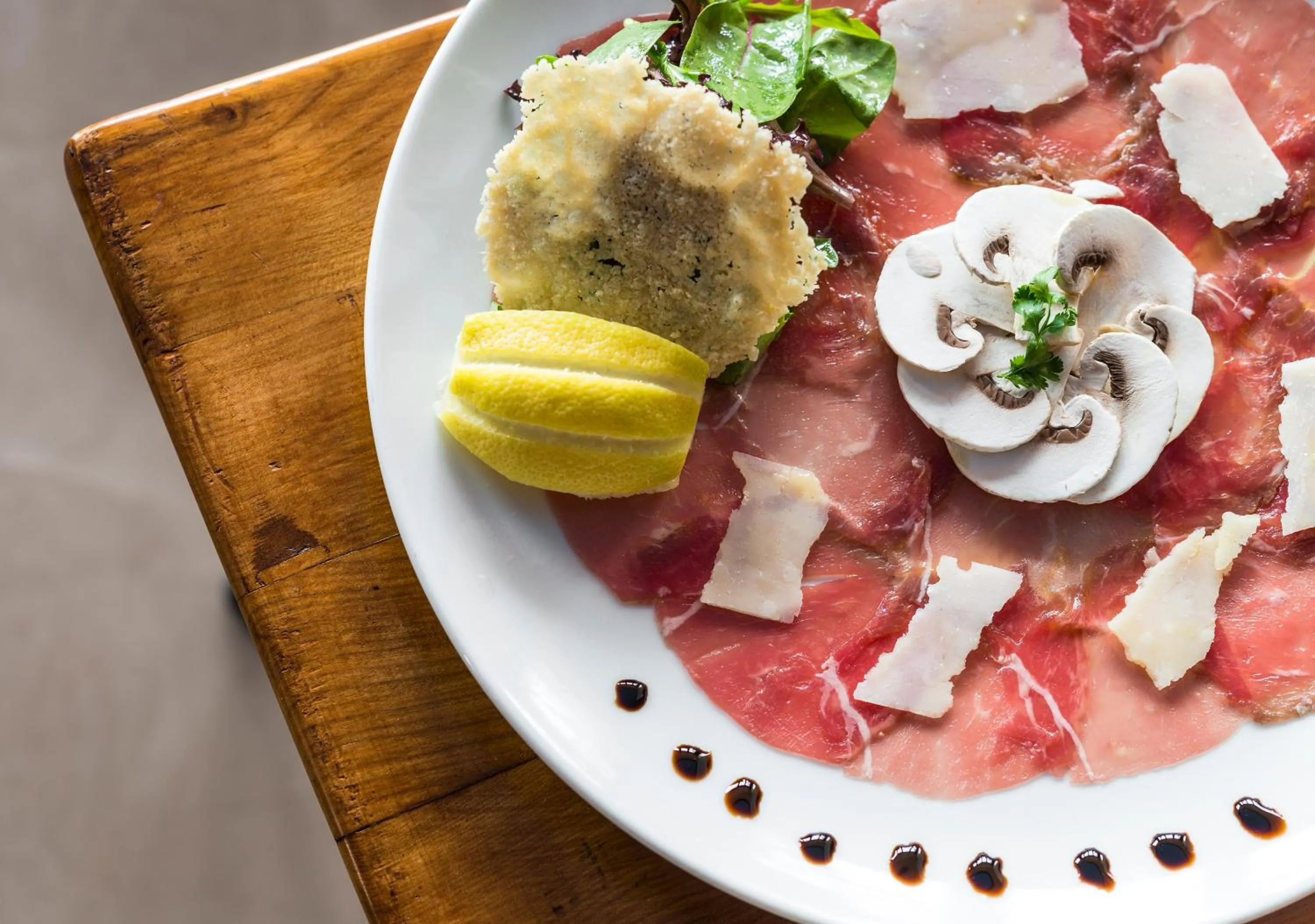 Restaurant/places to eat in Hôtel Le Bailli De Suffren