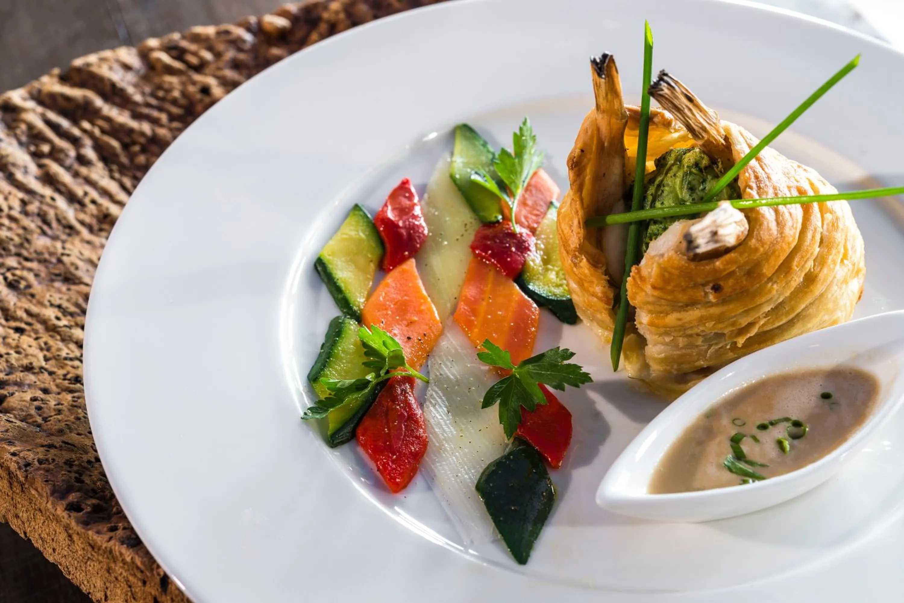 Restaurant/places to eat in Hôtel Le Bailli De Suffren