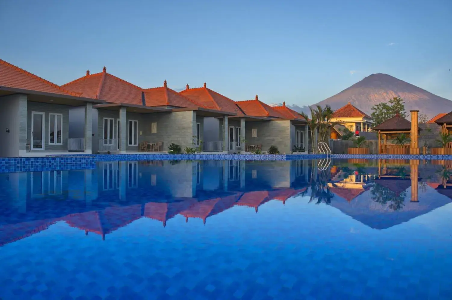 Swimming pool in Seamount Hotel Amed Swimming pool in Seamount Hotel Amed