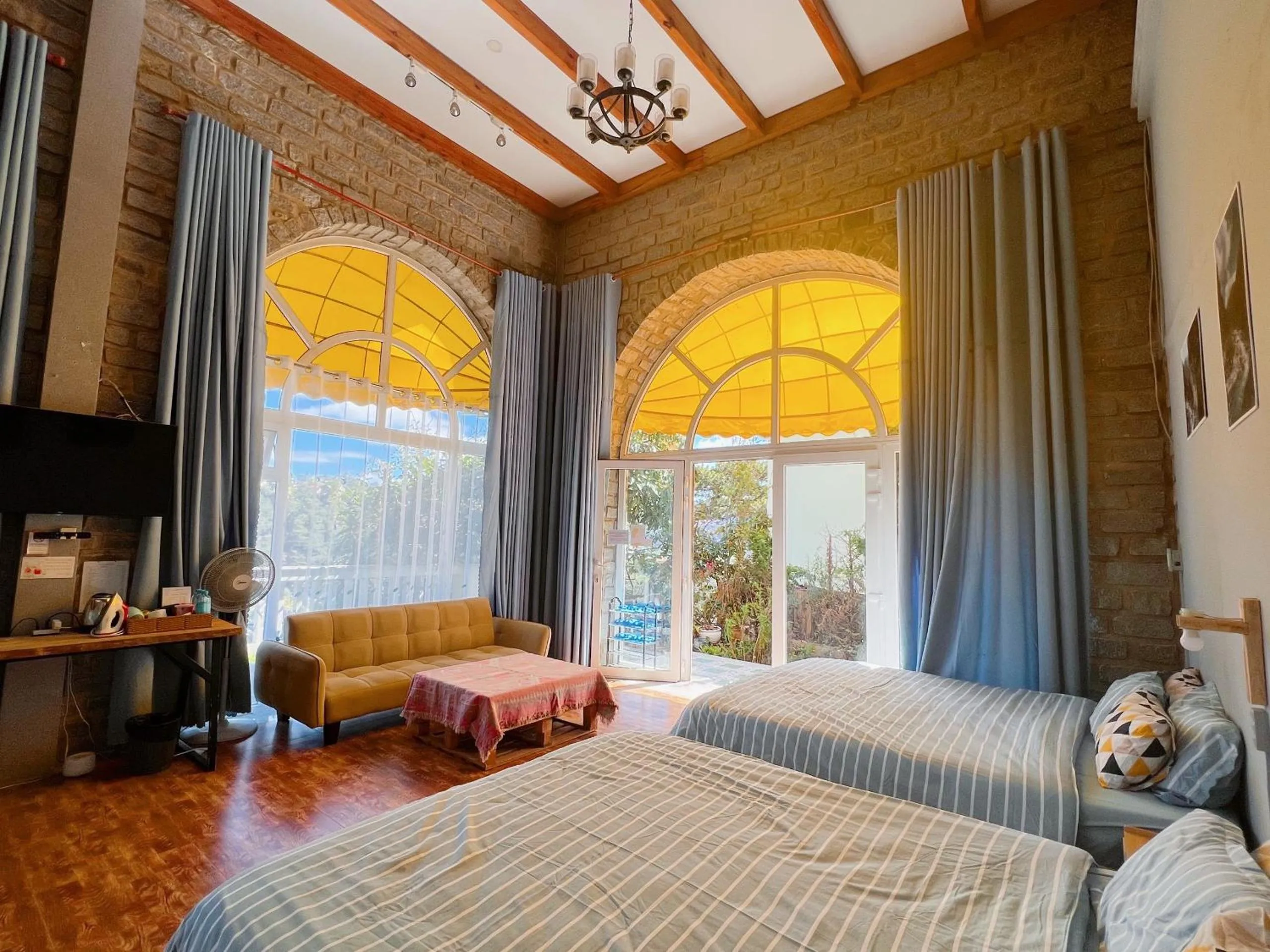 Photo of the whole room, Bed in An Yên Villa Đà Lạt