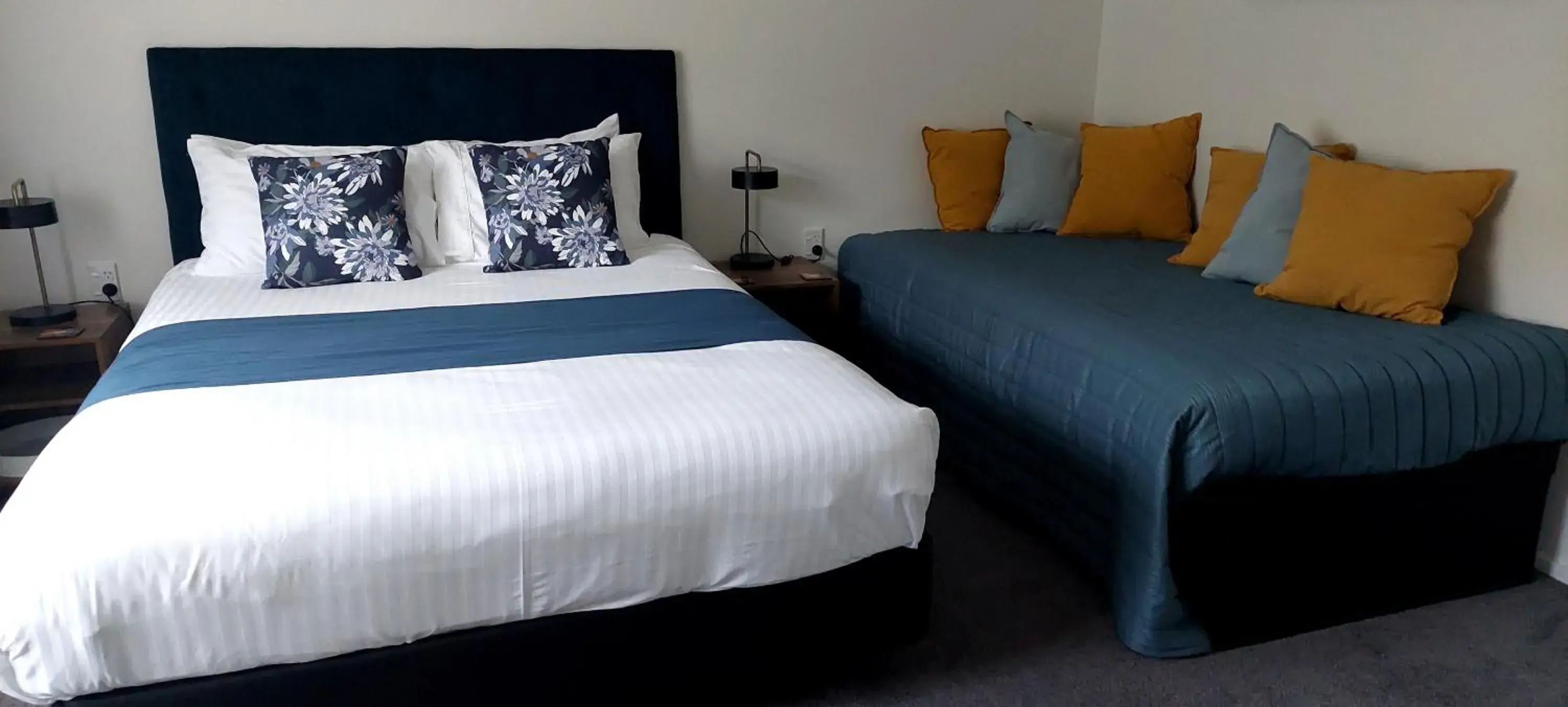 Budget Triple Room in Awatuna Sunset Lodge Budget Triple Room in Awatuna Sunset Lodge