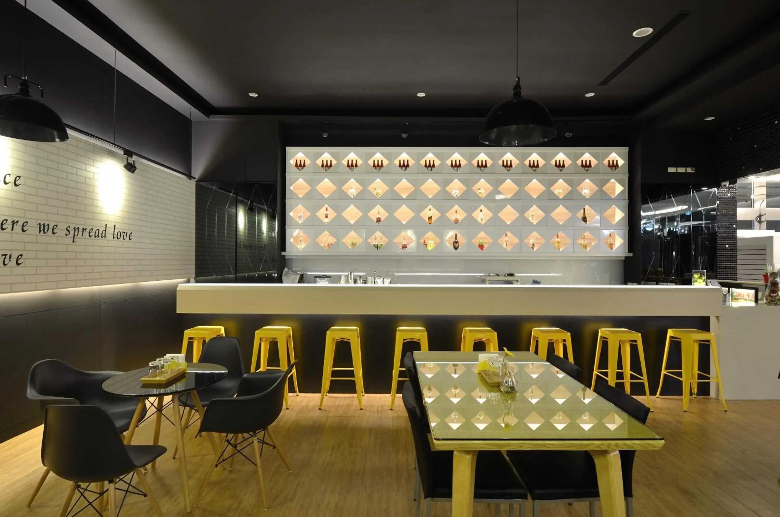 Lounge or bar in Guanko Hotel Lounge or bar in Guanko Hotel