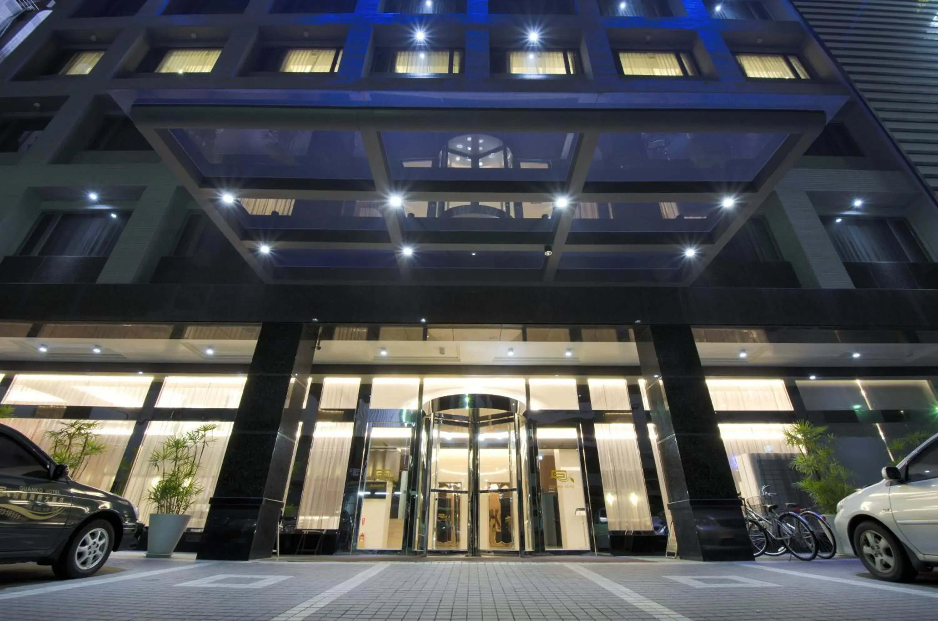 Facade/entrance in Guanko Hotel Facade/entrance in Guanko Hotel