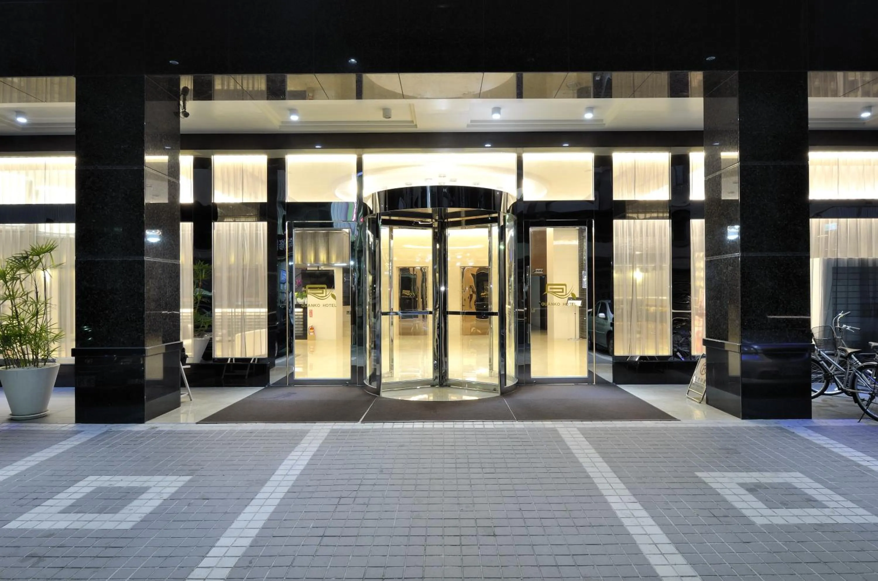 Facade/entrance in Guanko Hotel