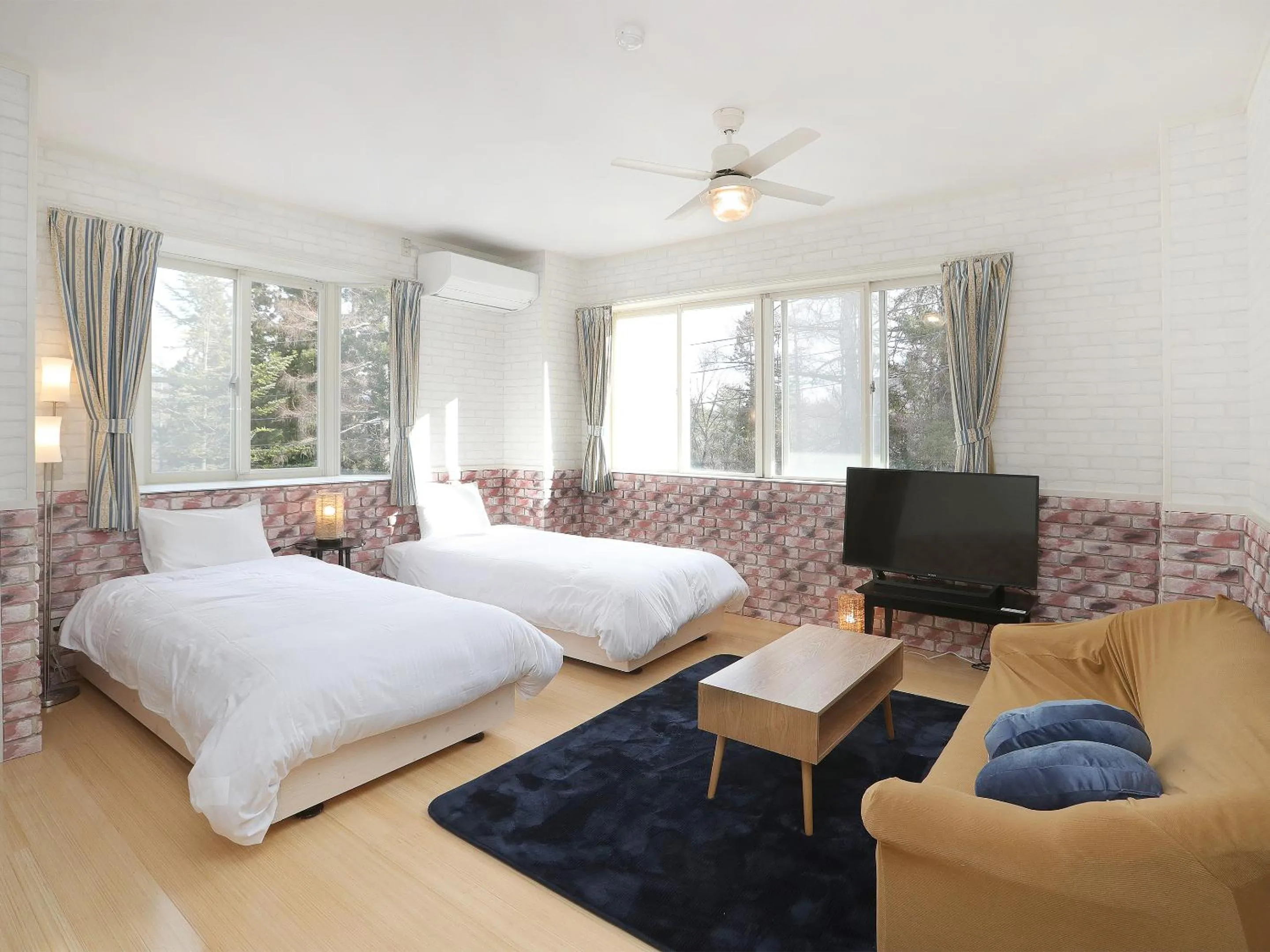 Photo of the whole room, Bed in Lift Inn Hakuba Goryu