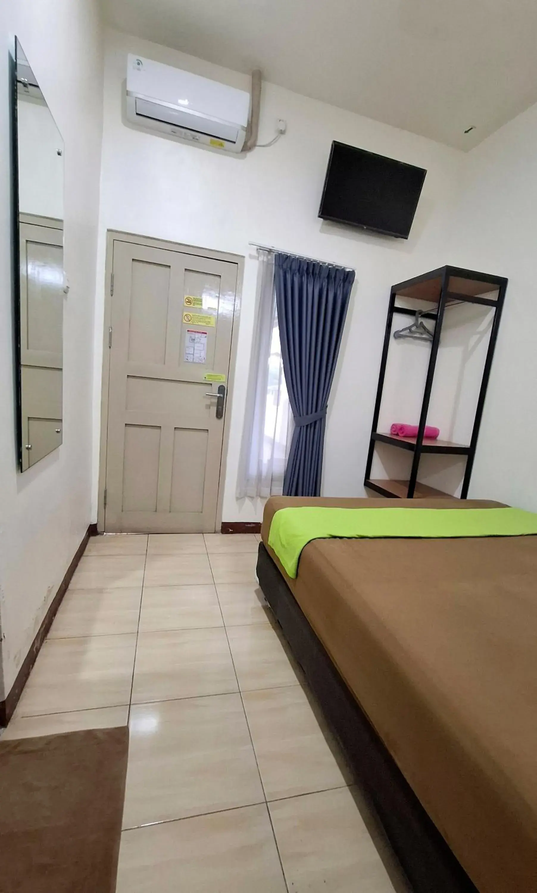 TV and multimedia, Bed in Anjuma Backpacker TV and multimedia, Bed in Anjuma Backpacker