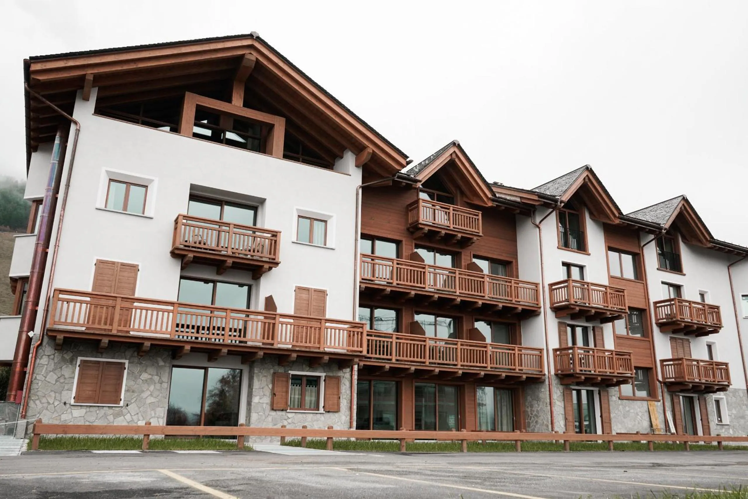 Property building in Ai Suma Residence