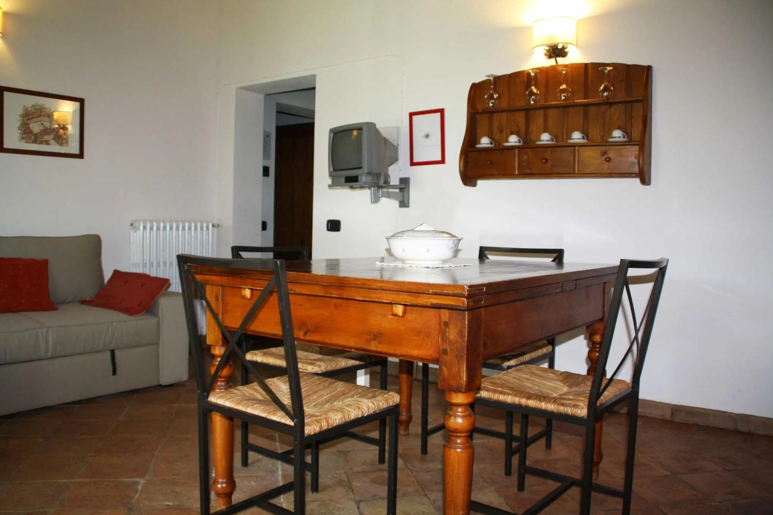 Dining area in Casale Refoli