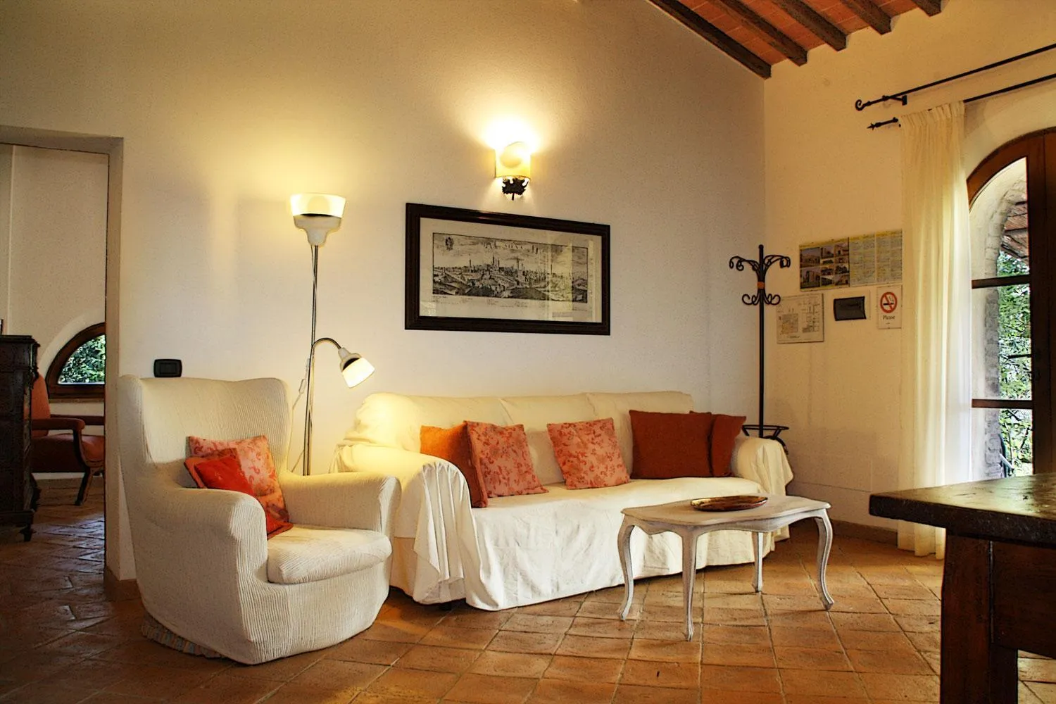 Photo of the whole room in Casale Refoli