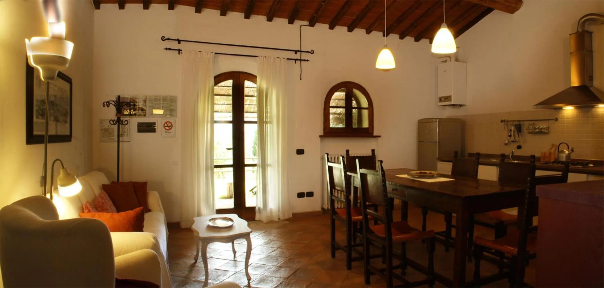 Dining area in Casale Refoli