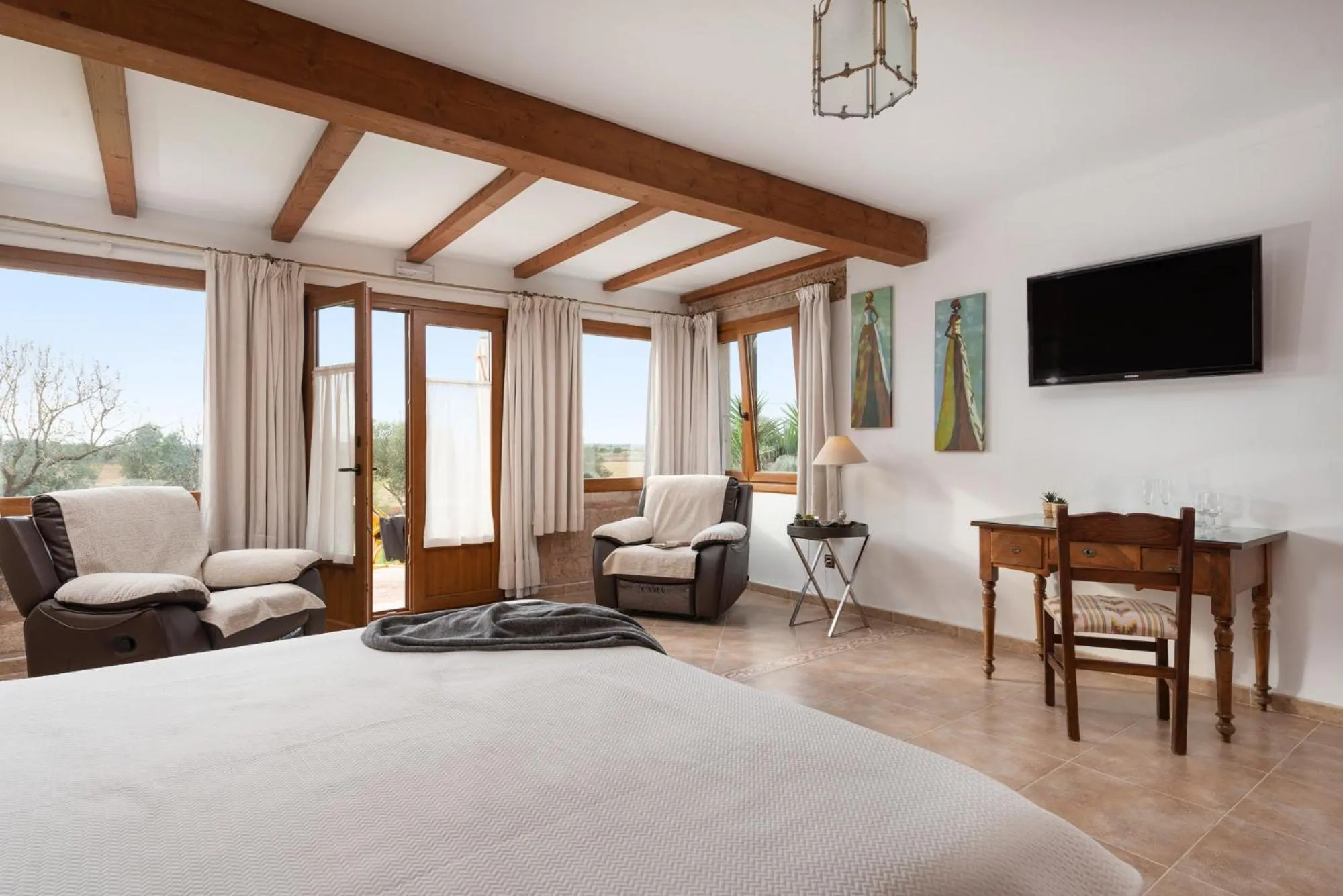 Bed in Finca Hotel Can Canals & Spa