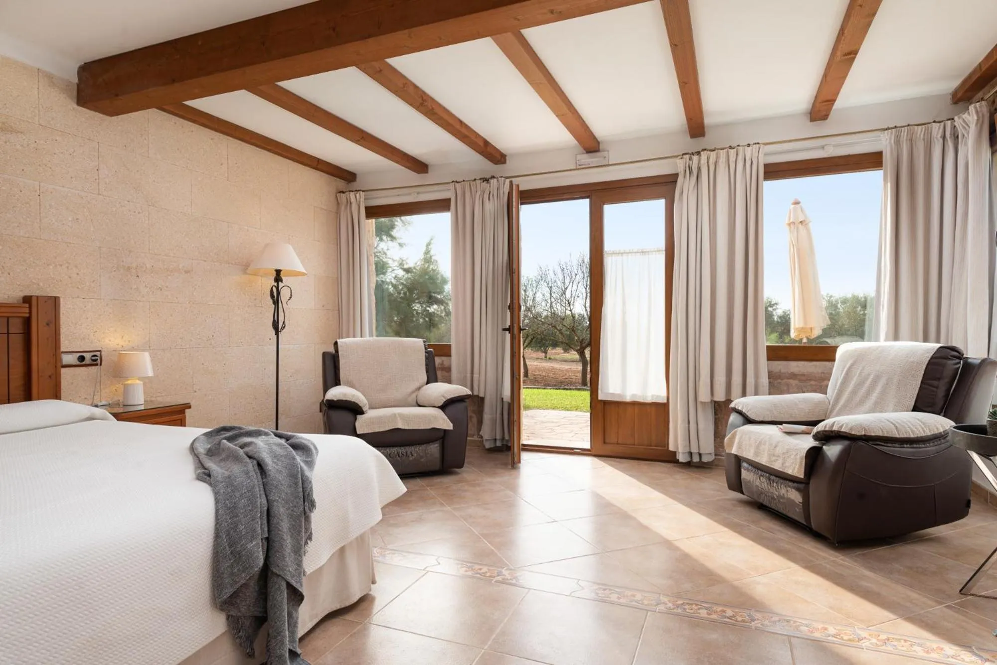 Bed in Finca Hotel Can Canals & Spa